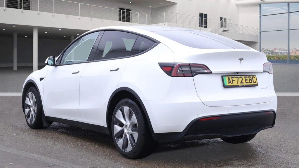 Tesla Model Y Long Range - 12899