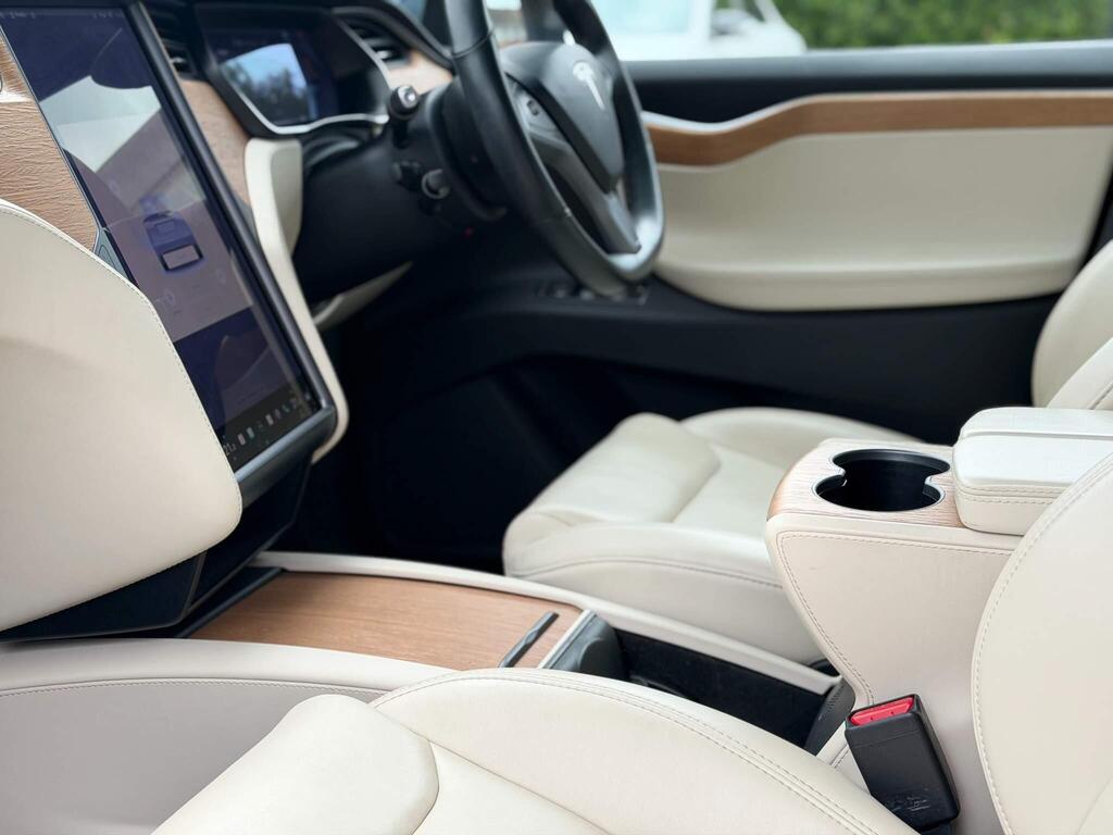 Tesla Model X Long Range PLUS  - 70 Plate