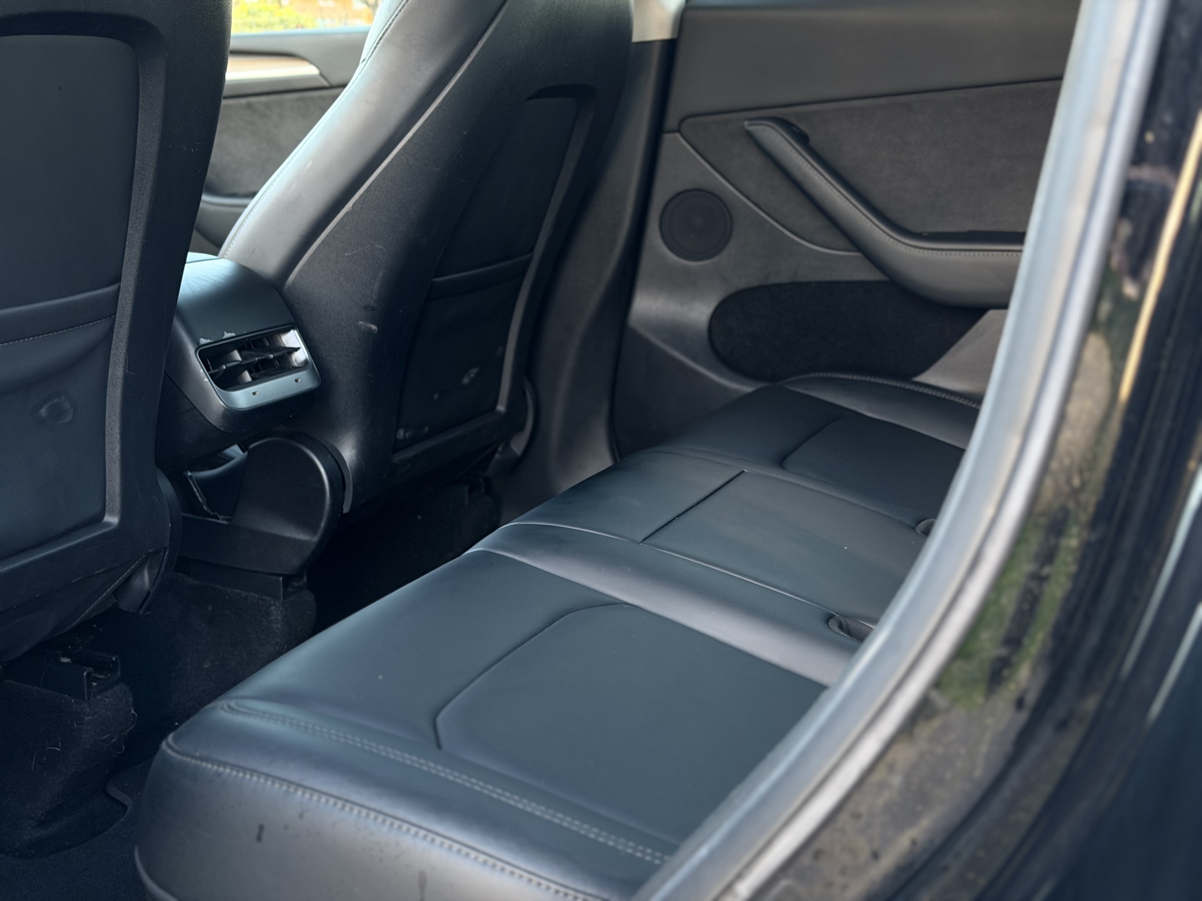 Tesla Model Y Performance - 32749