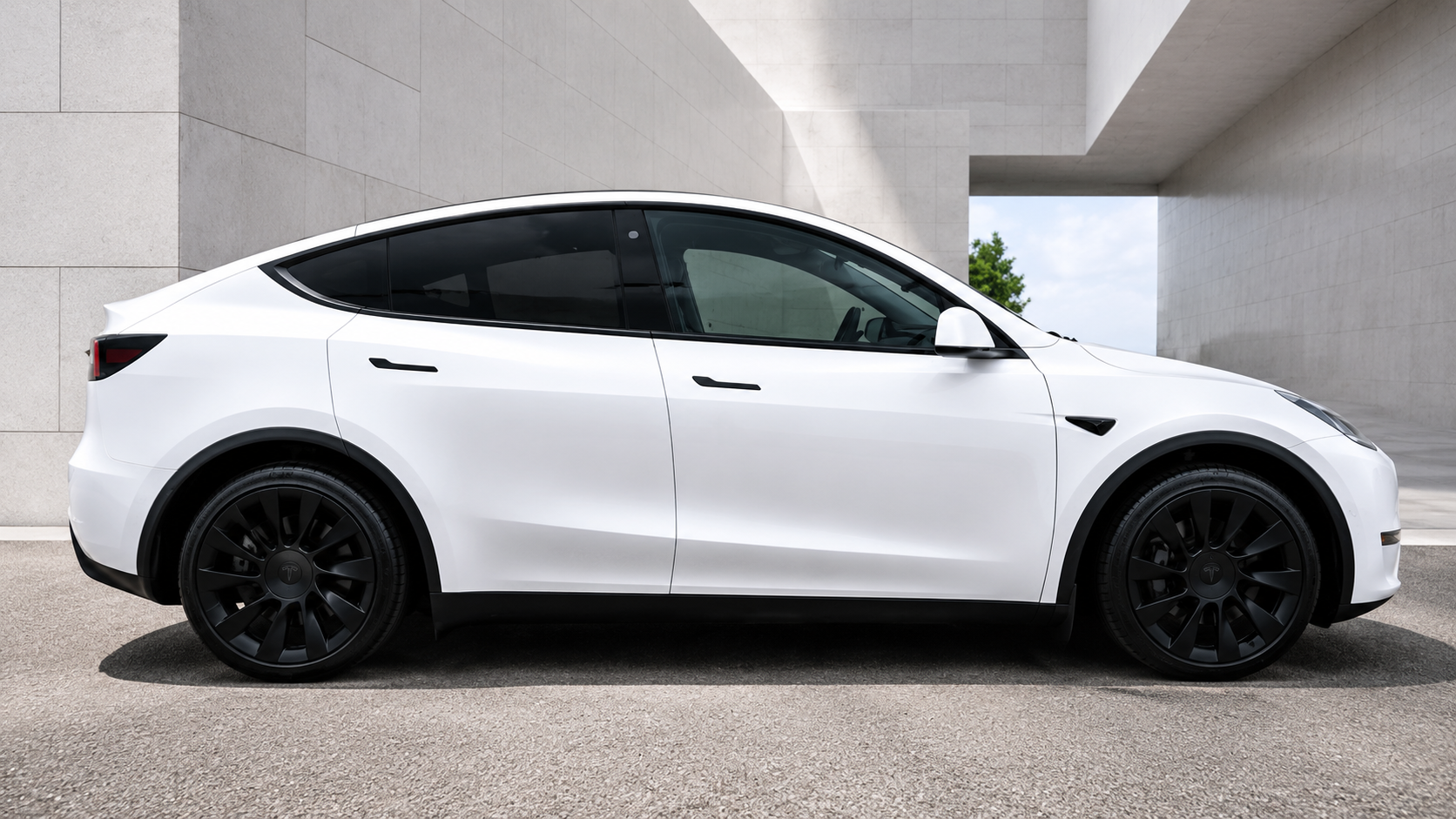 Tesla Model Y Long Range - 54k Miles