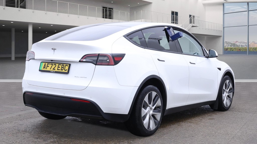 Tesla Model Y Long Range - 12899