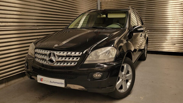MERCEDES ML 500 V8