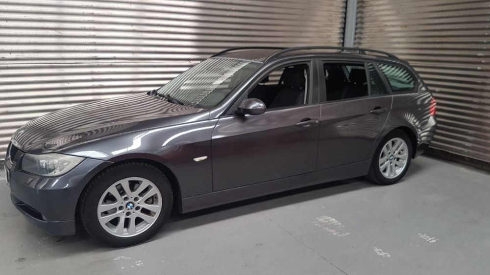BMW 320D E90