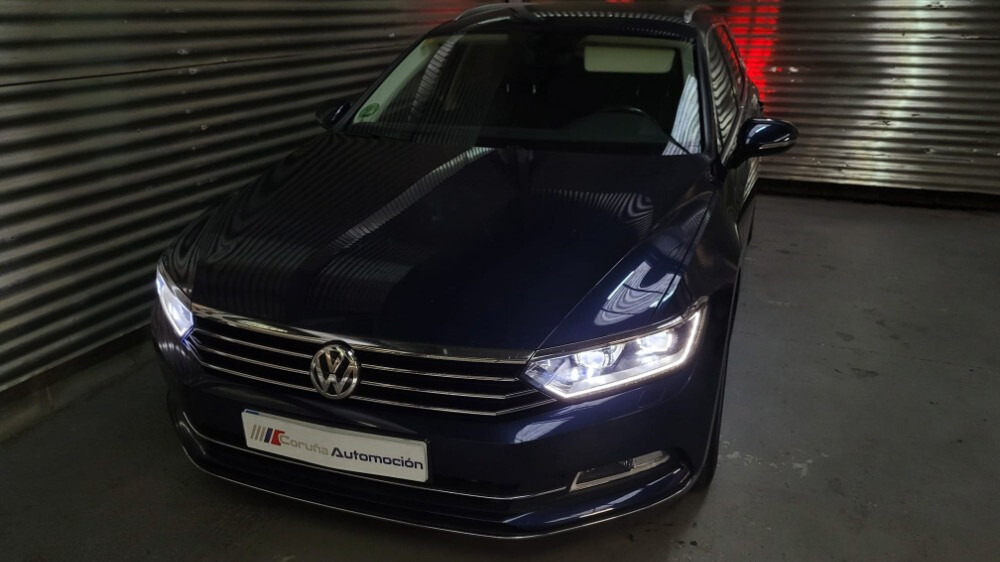 VOLKSWAGEN PASSAT 2.O VARIANT