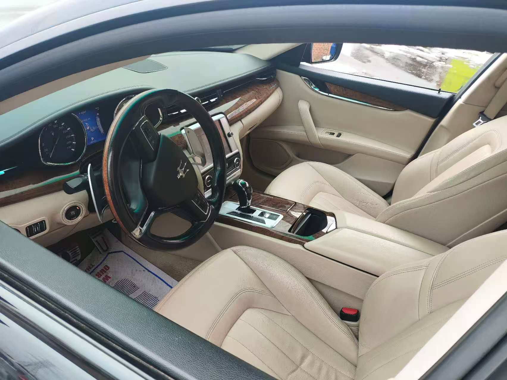 Maserati Quattroporte