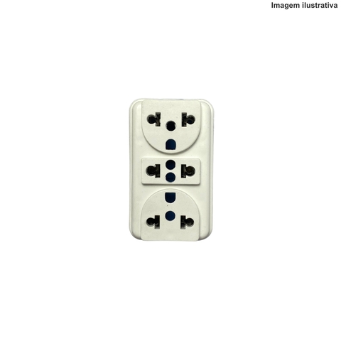 ADAPTADOR DE TOMADA TRIPLO SIMPLES