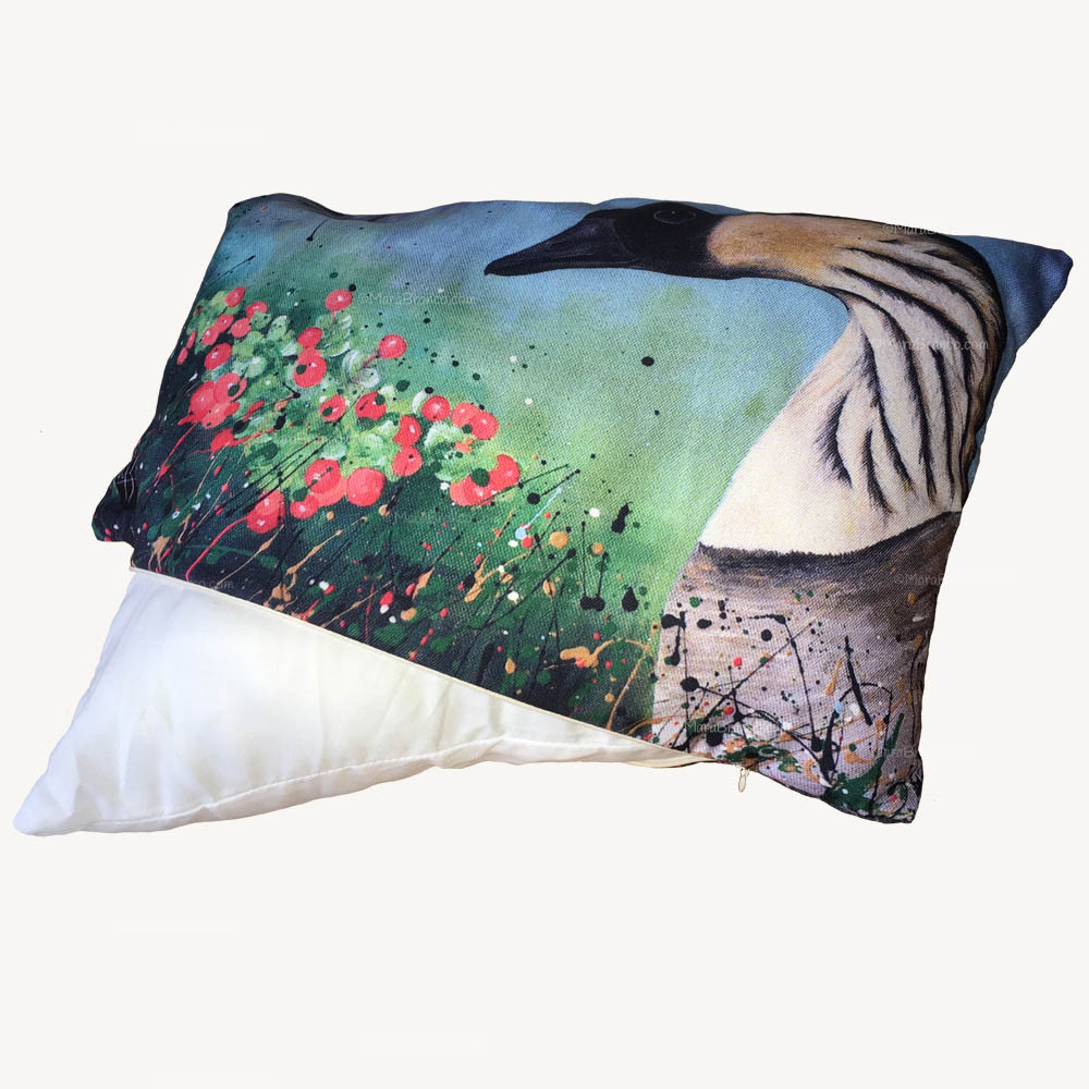Free Pillow "Nene"