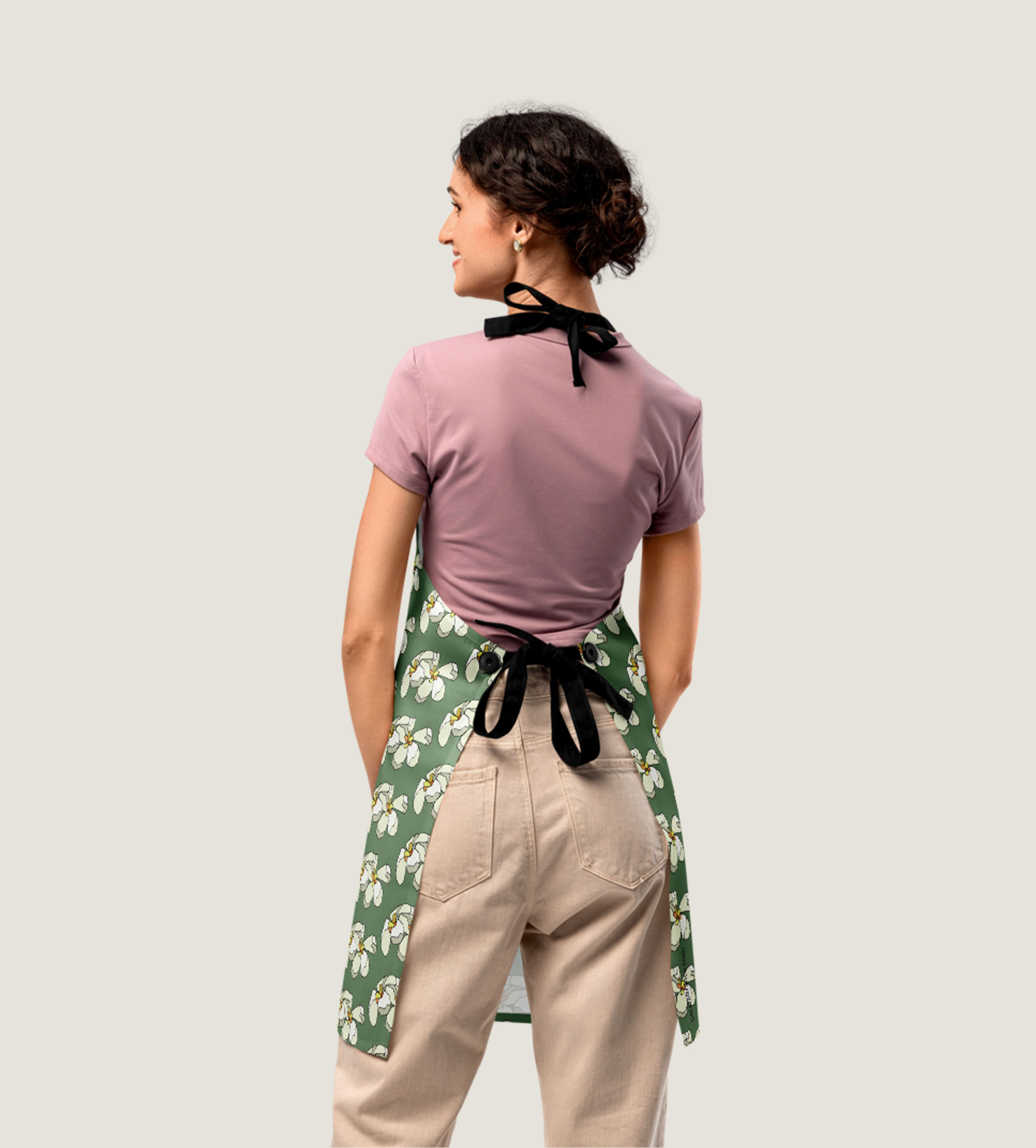 Pumeria pattern Apron