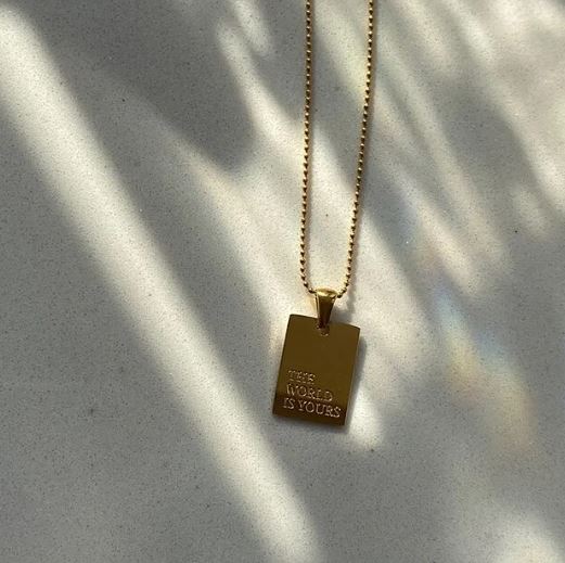 Gold Pendant Necklace