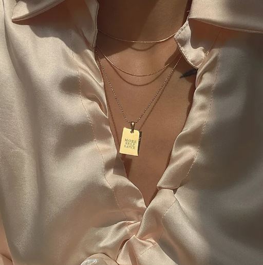 Engraved Gold Pendant Necklace