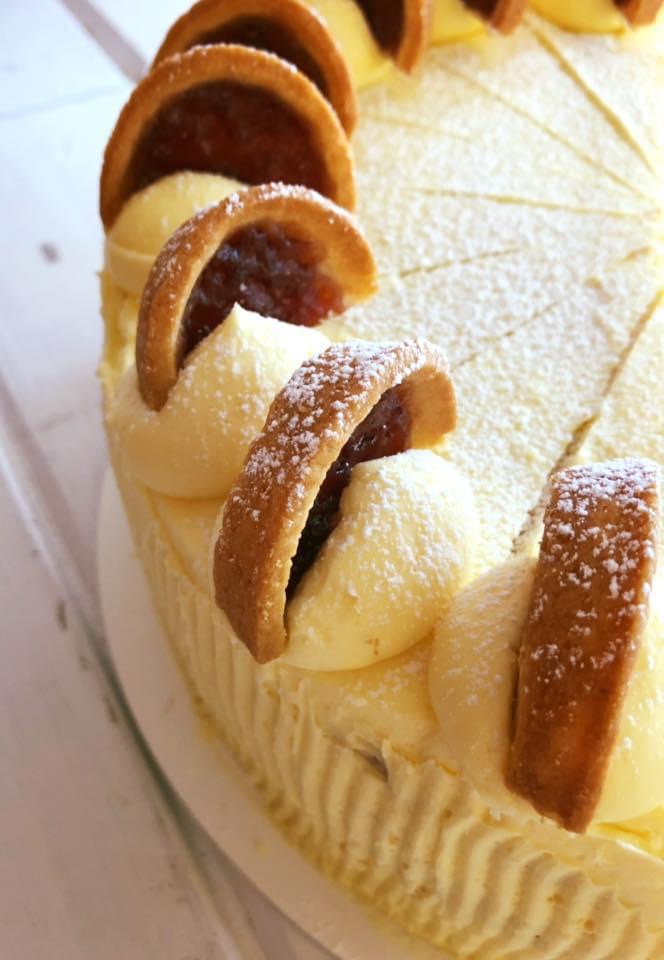 Creamy Vanilla sponge 