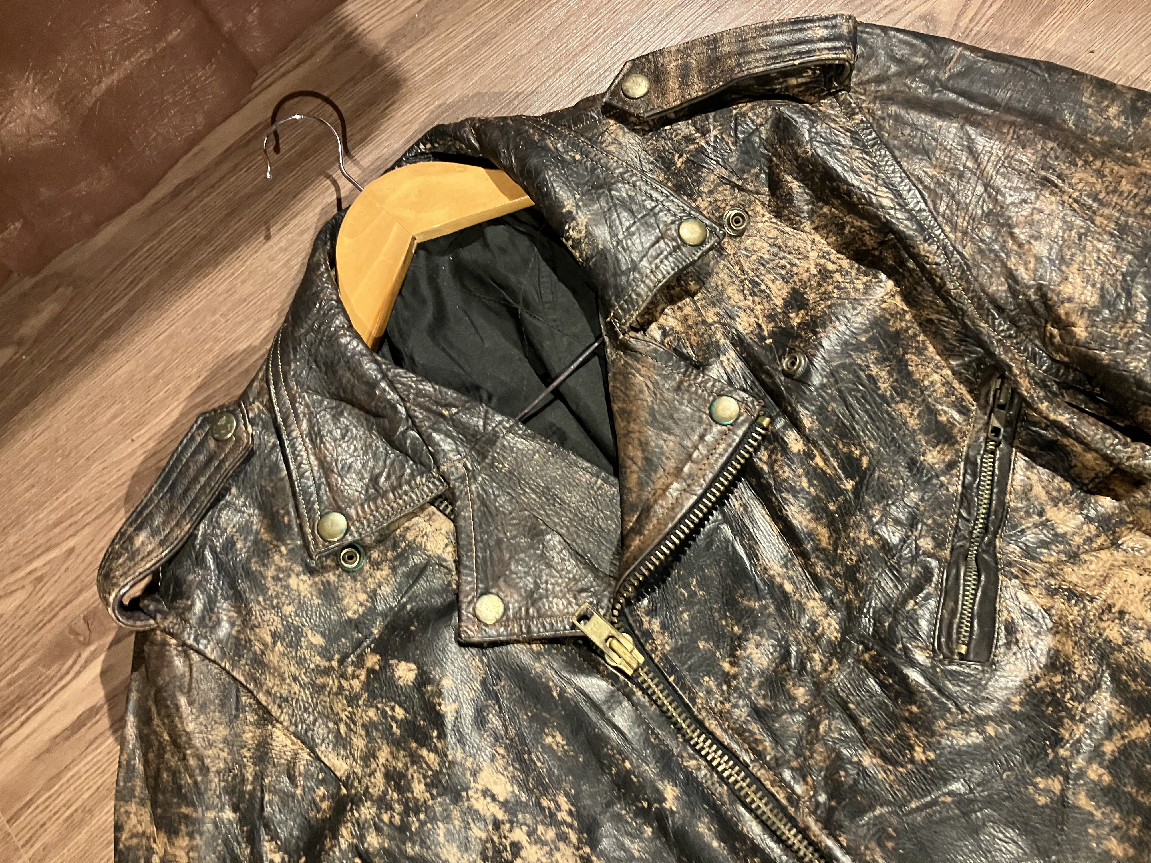 [L] Curation Bleached Leather Ramones Leather Jacket