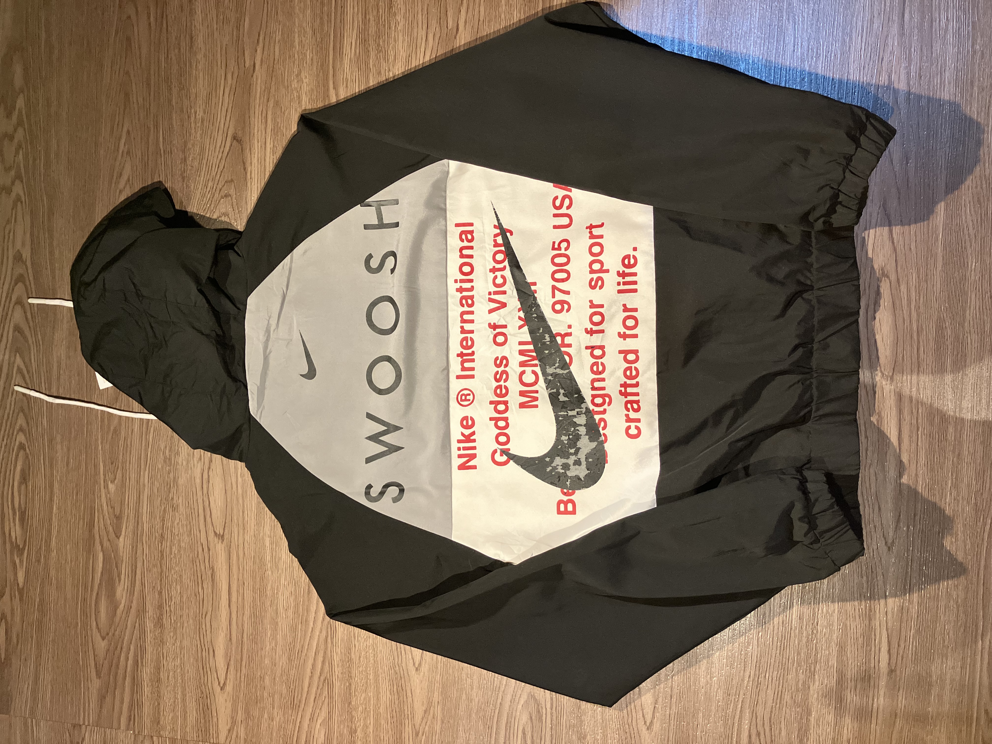 [L] Nike Double Swoosh Running Jacket
