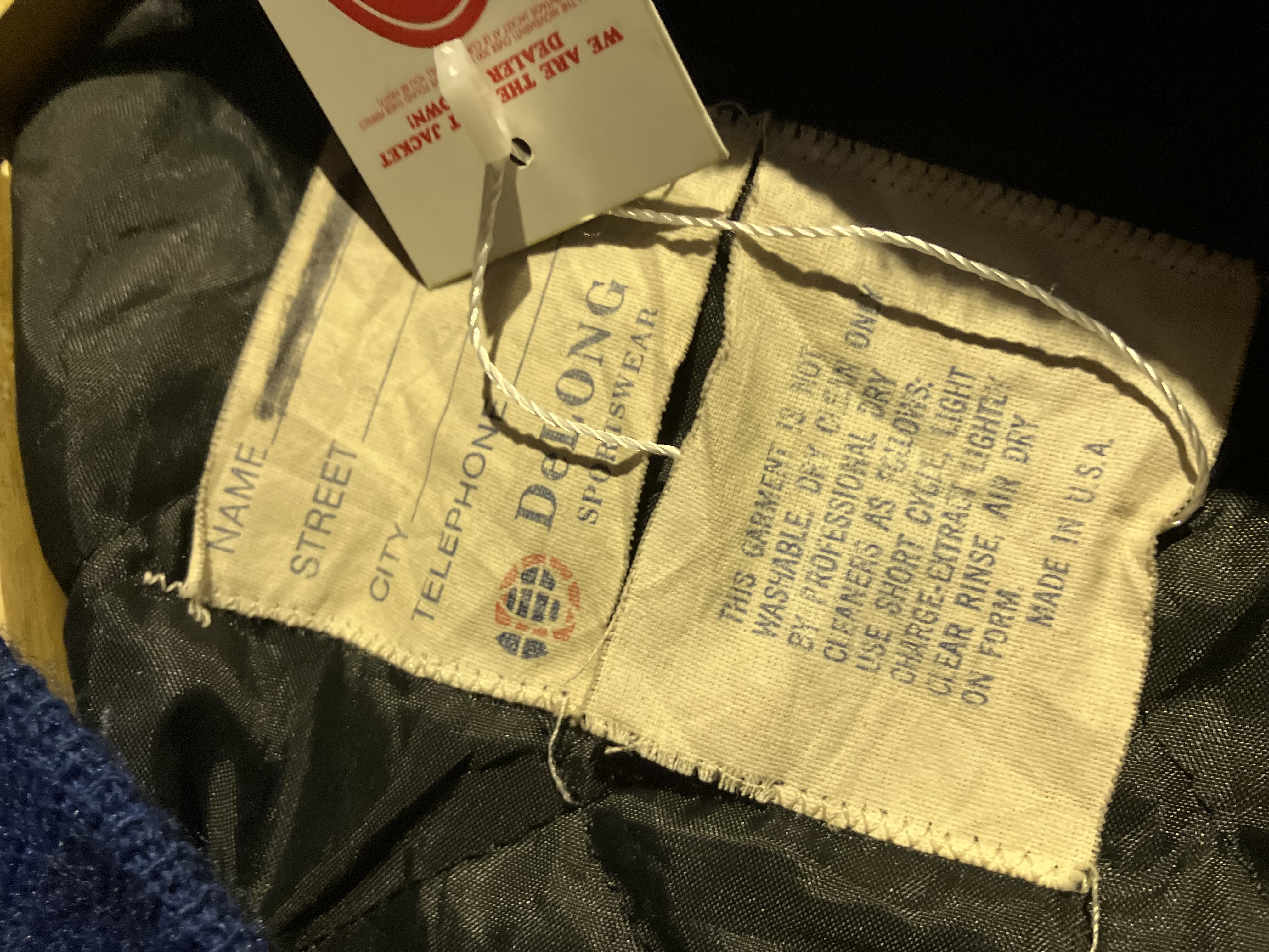 [XL] R Embroidery Letterman Varsity Wool and Sleeve Leather Jacket