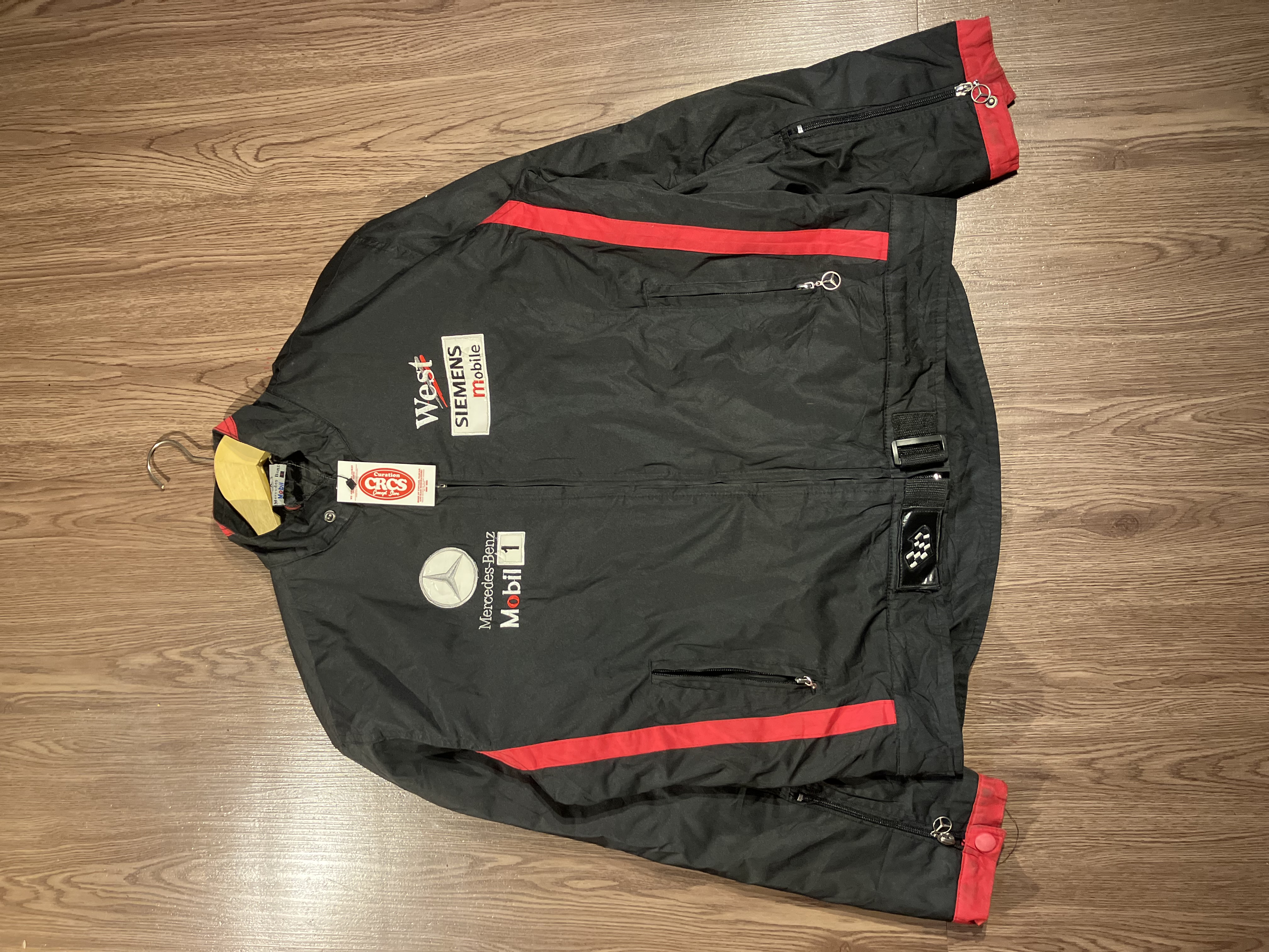 [L] Mercedes-Benz Maintenance Shop Racing jacket