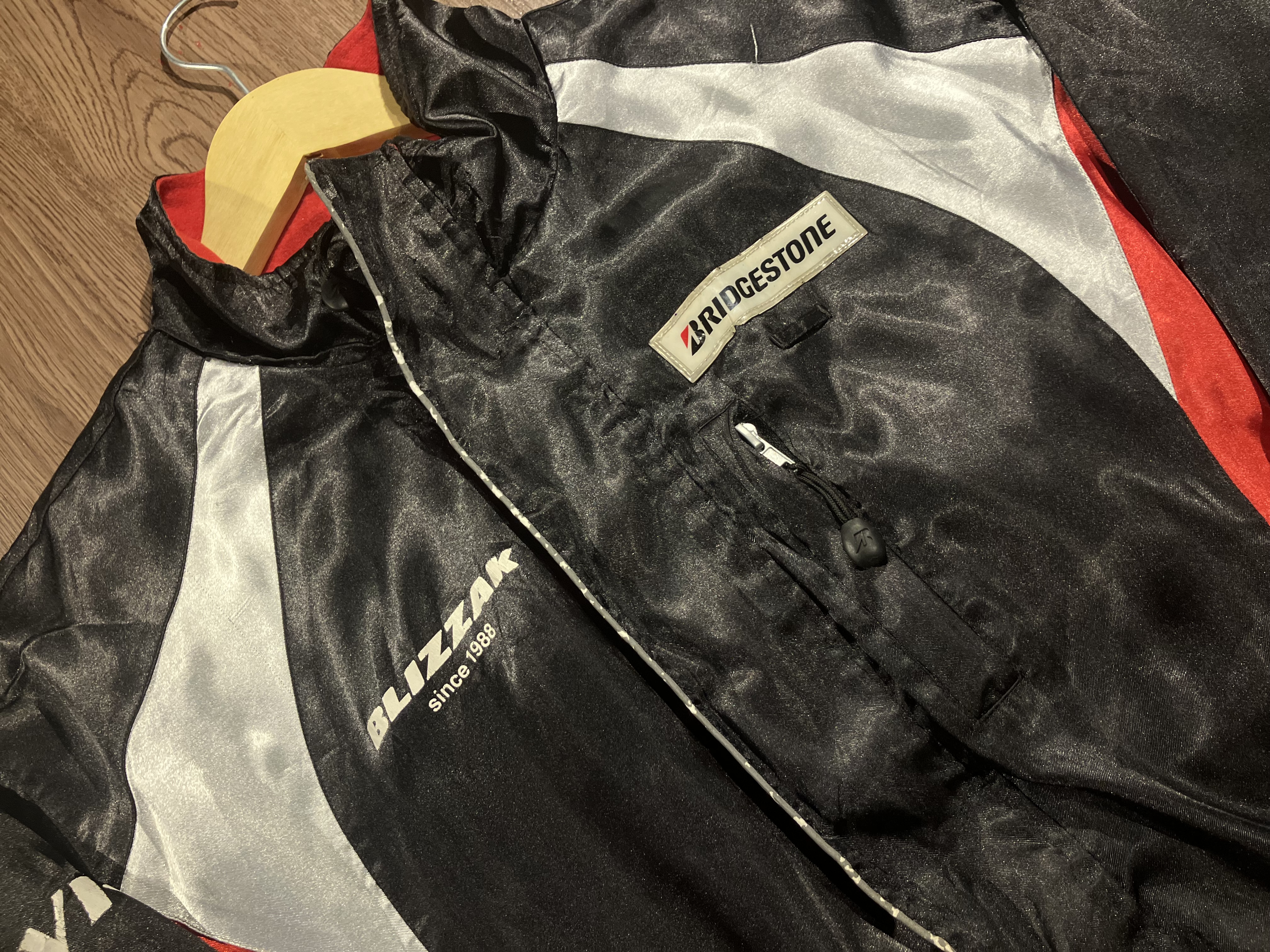 [L] Bridgestone Blizzak Satin jacket
