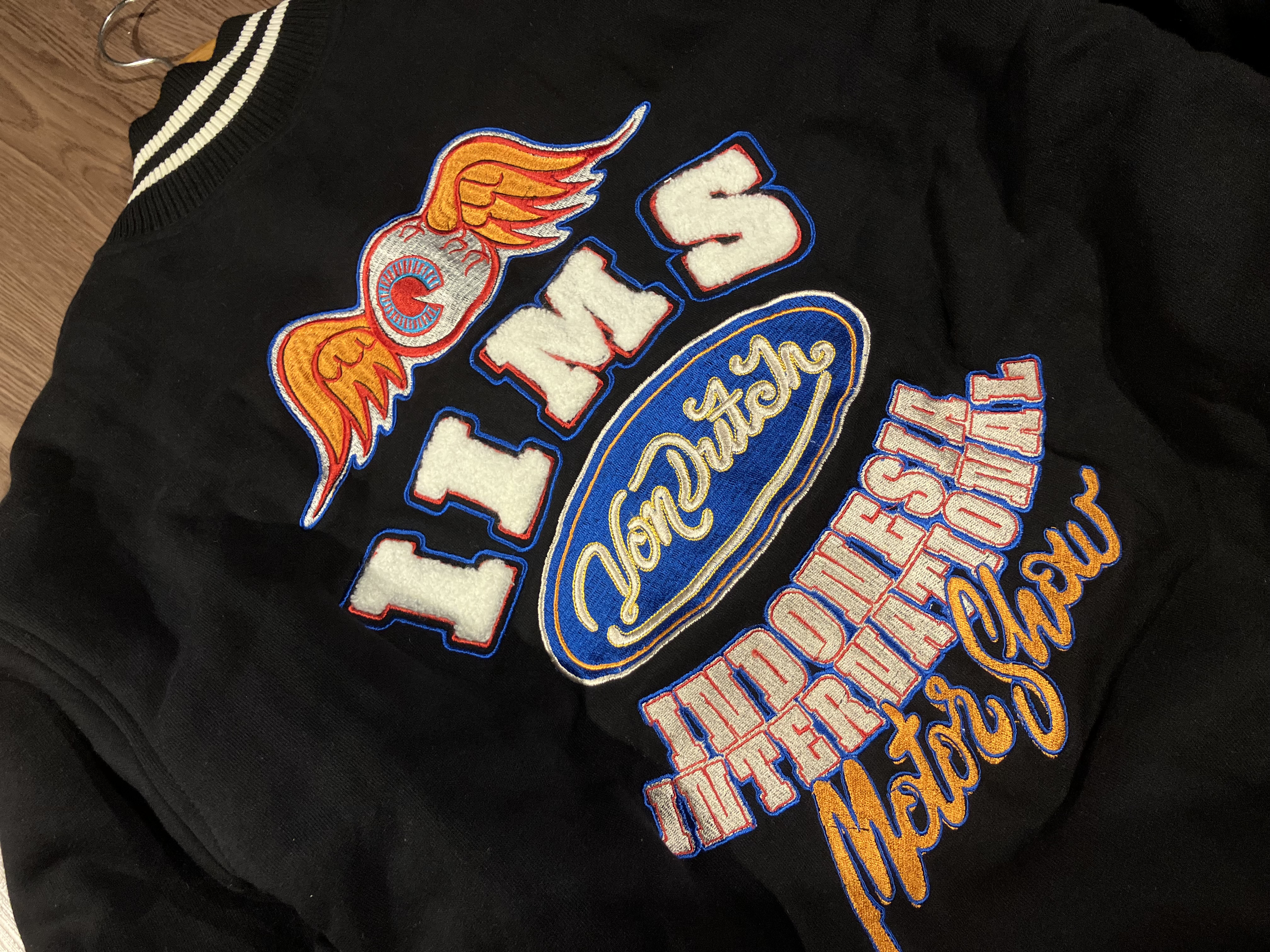 [M] Von dutch X Indonesia International Motorsport show (IIMS) Corduroy Varsity jacket