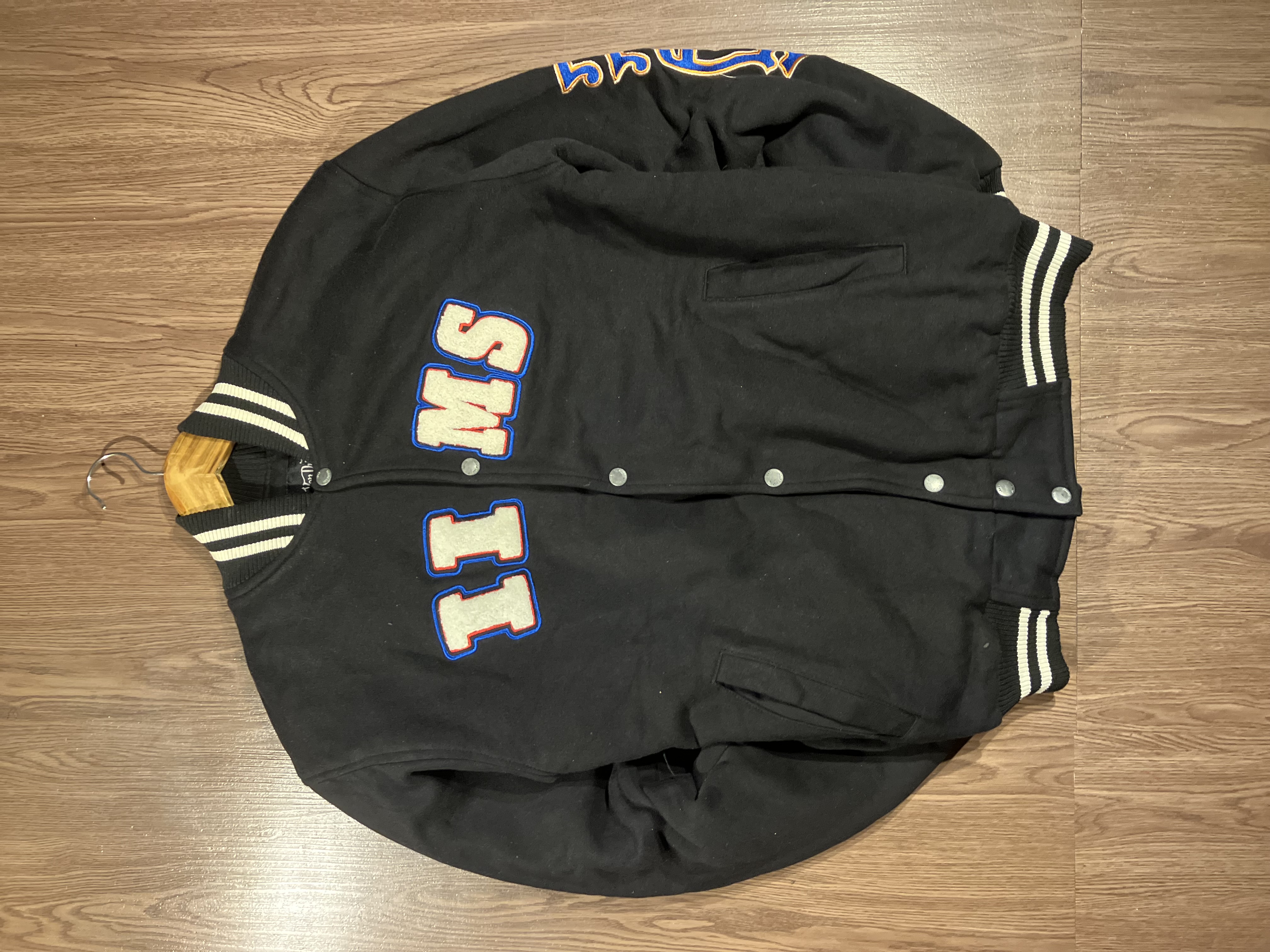 [M] Von dutch X Indonesia International Motorsport show (IIMS) Corduroy Varsity jacket