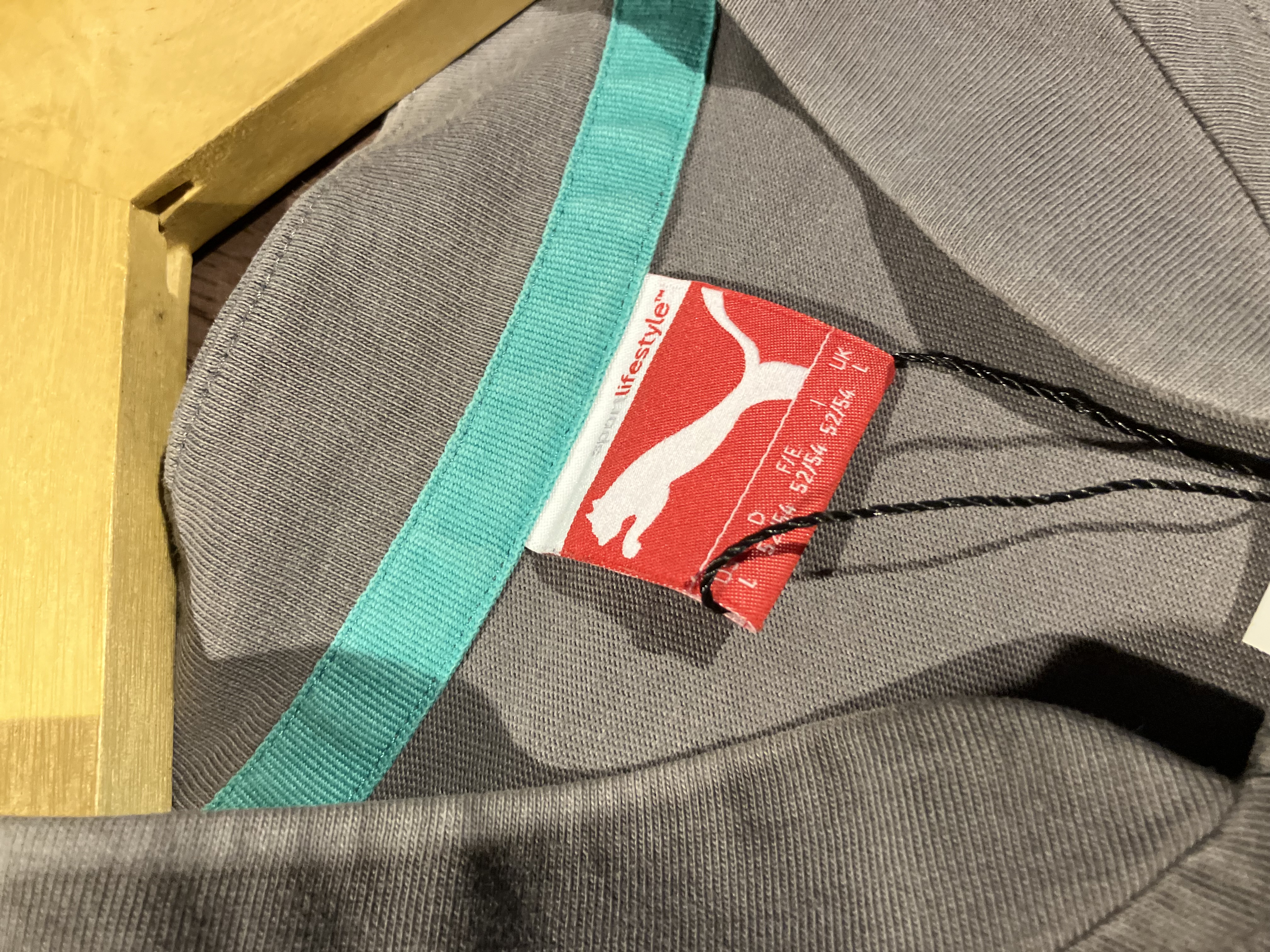 [L] Mercedes Benz Petronas Team Logo Polo Shirt