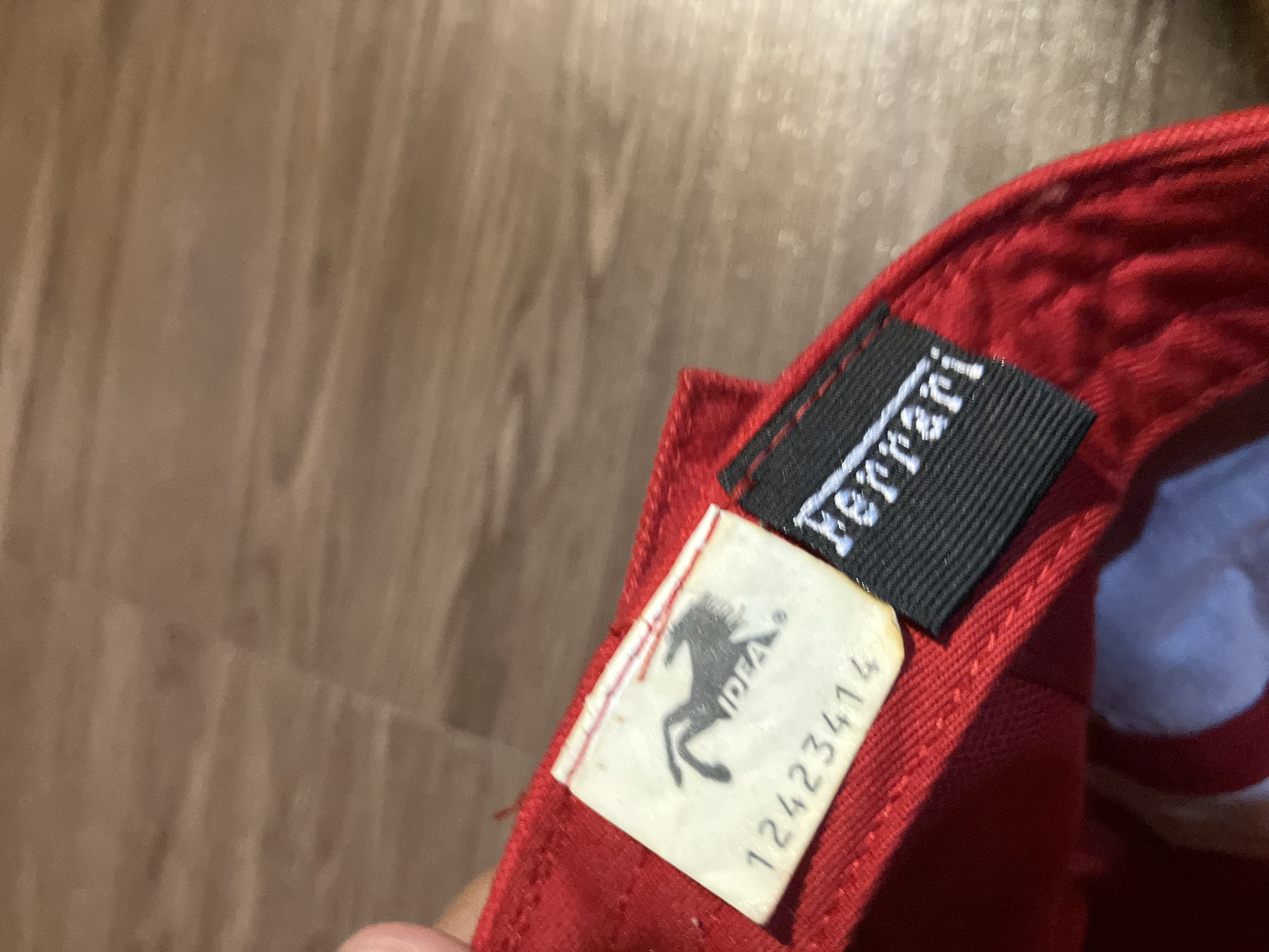 [OSFA] Scuderia Ferrari Bling Bling Embroidered Logo Cap