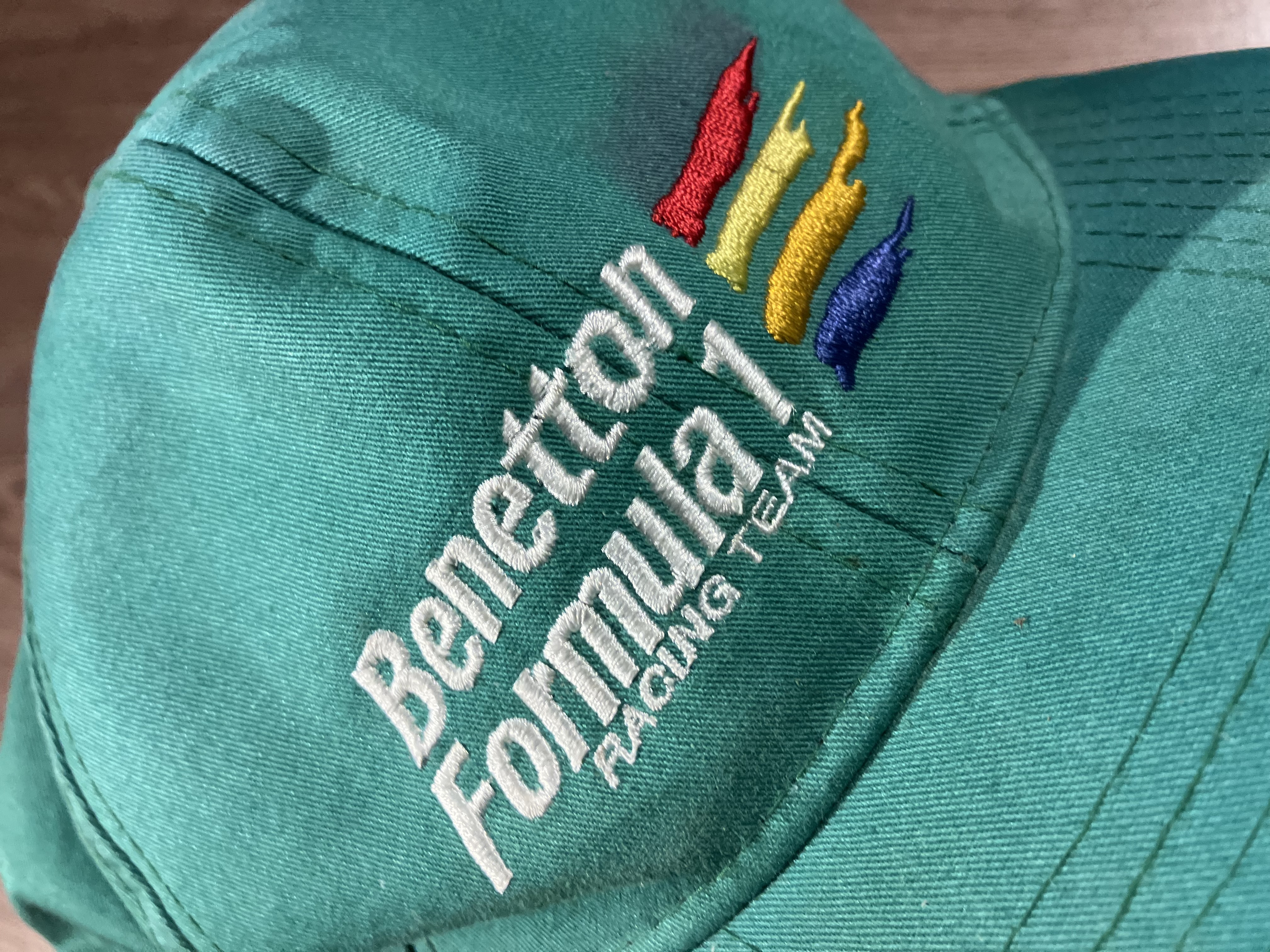 [OSFA] Benetton Formula 1 Racing Embroidered Logo Cap