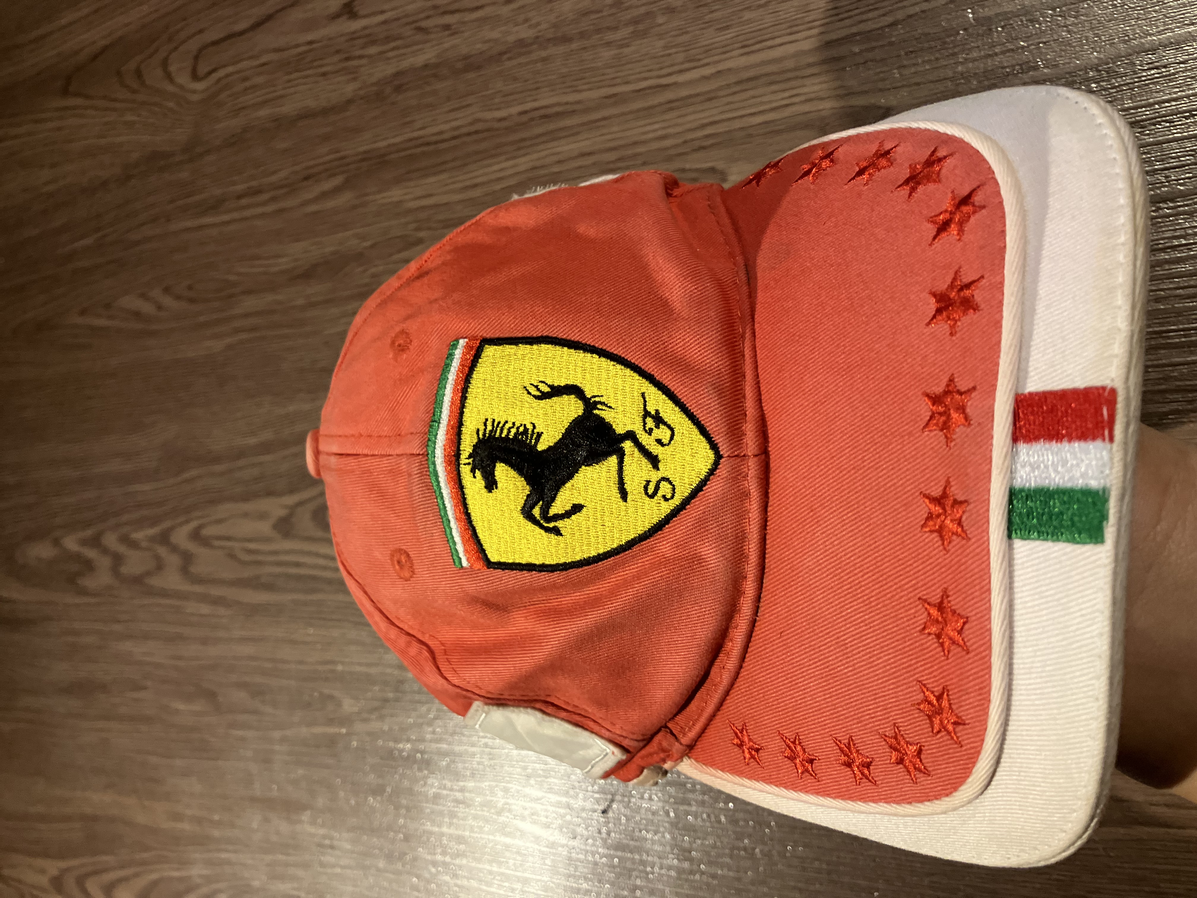 [OSFA] Scuderia Ferrari Italy Embroidered Logo Cap