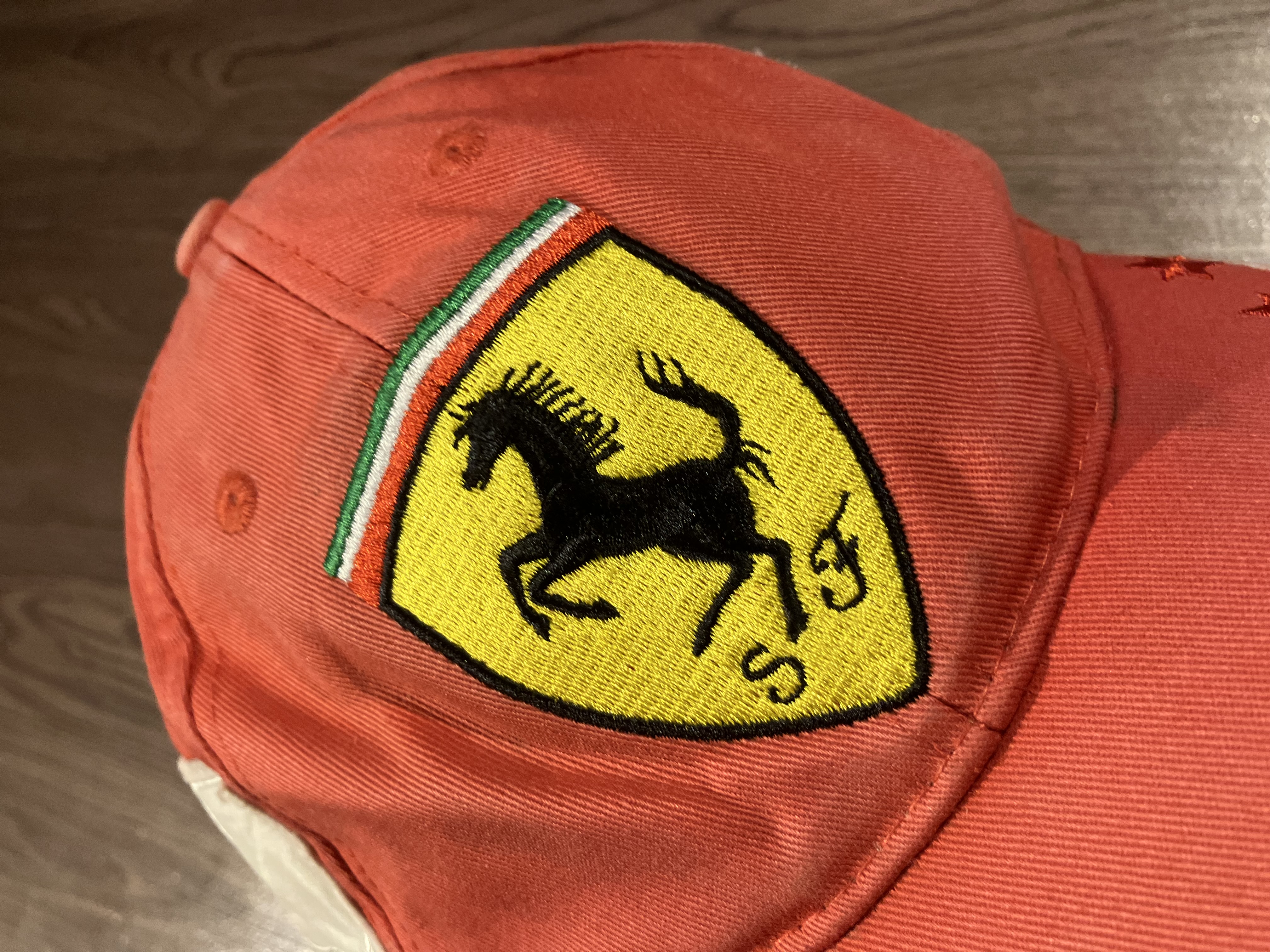 [OSFA] Scuderia Ferrari Italy Embroidered Logo Cap