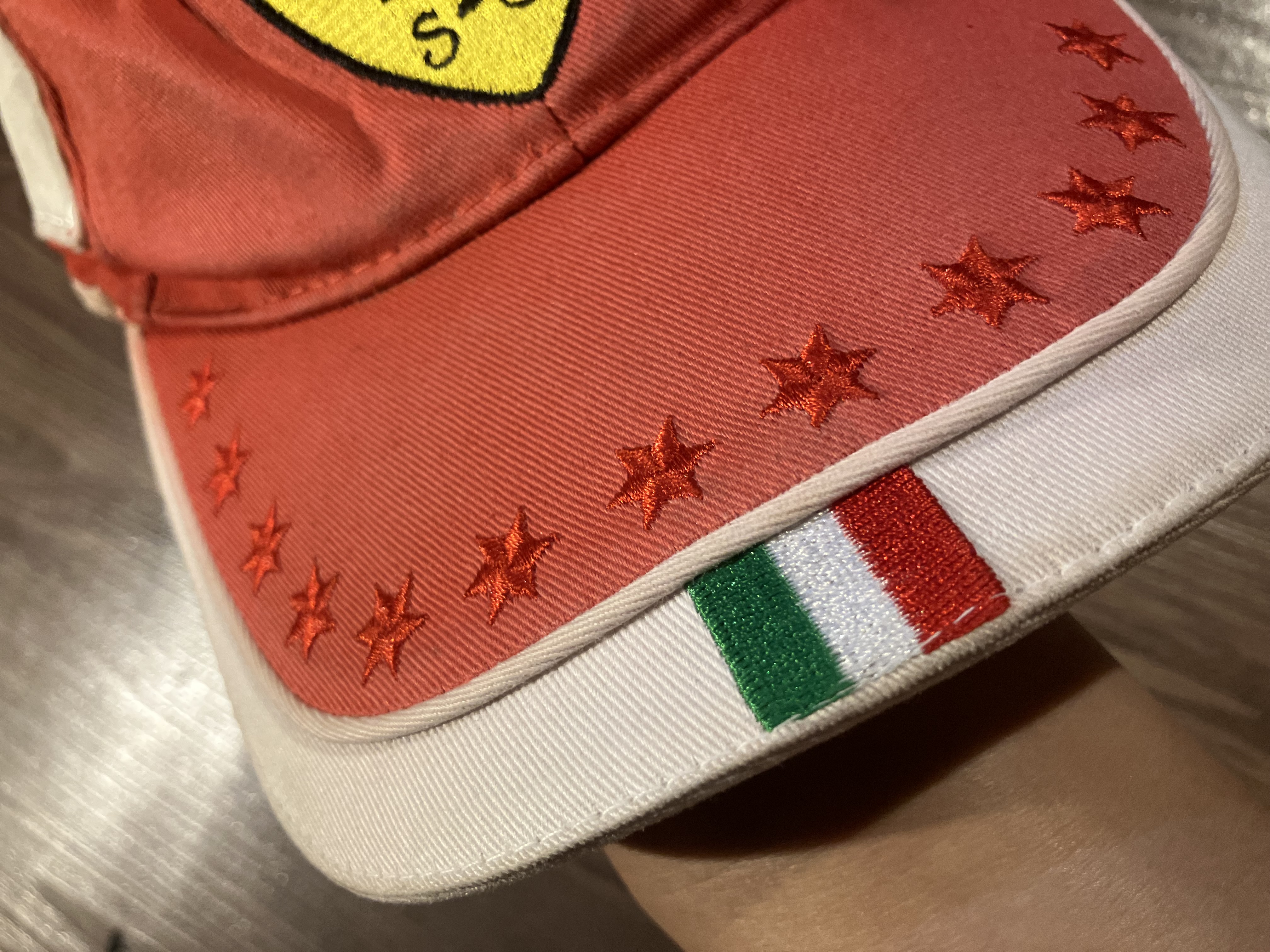 [OSFA] Scuderia Ferrari Italy Embroidered Logo Cap
