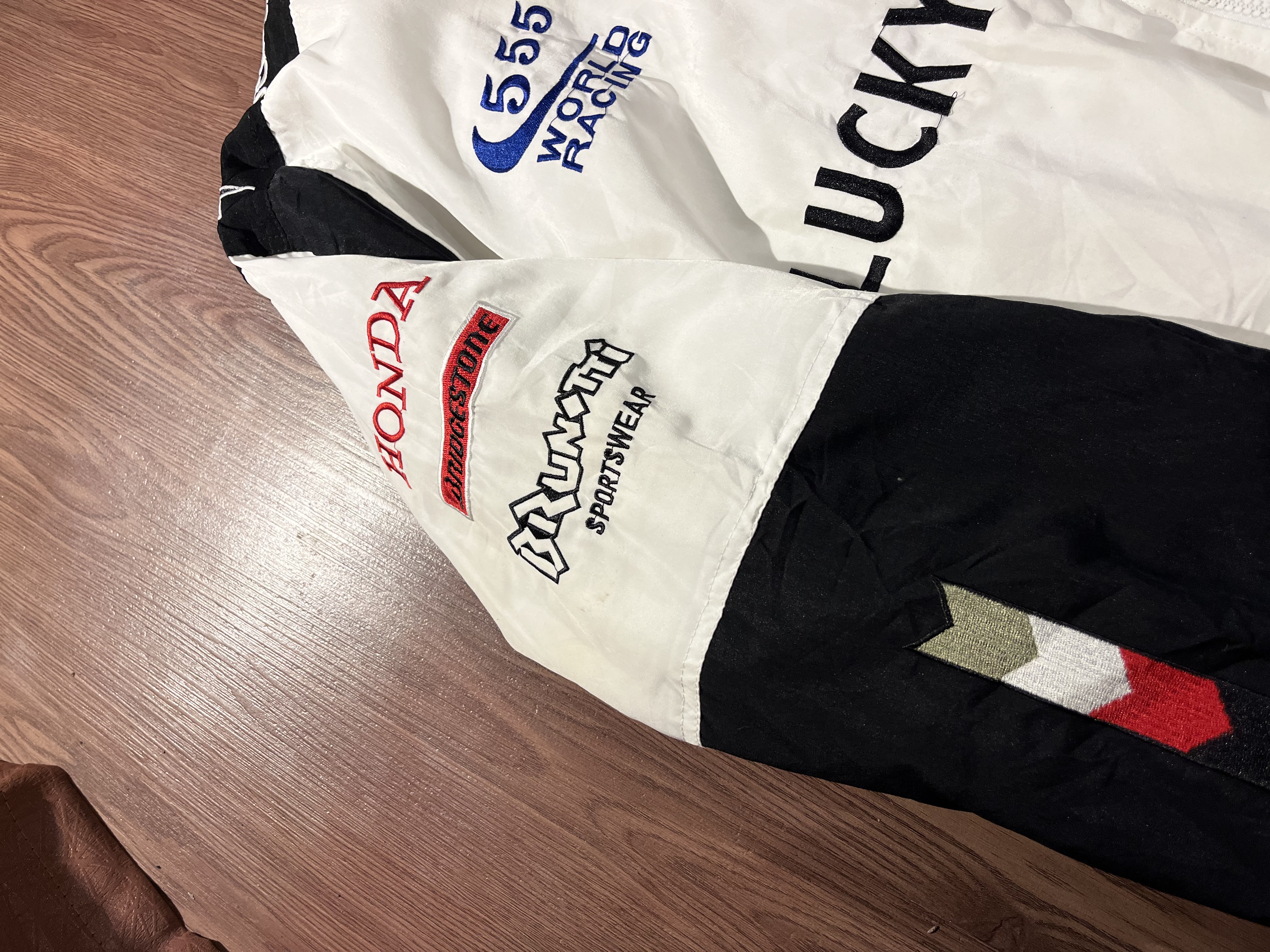 [XL] Honda BAR Lucky Strike F1 Team Racing Jacket