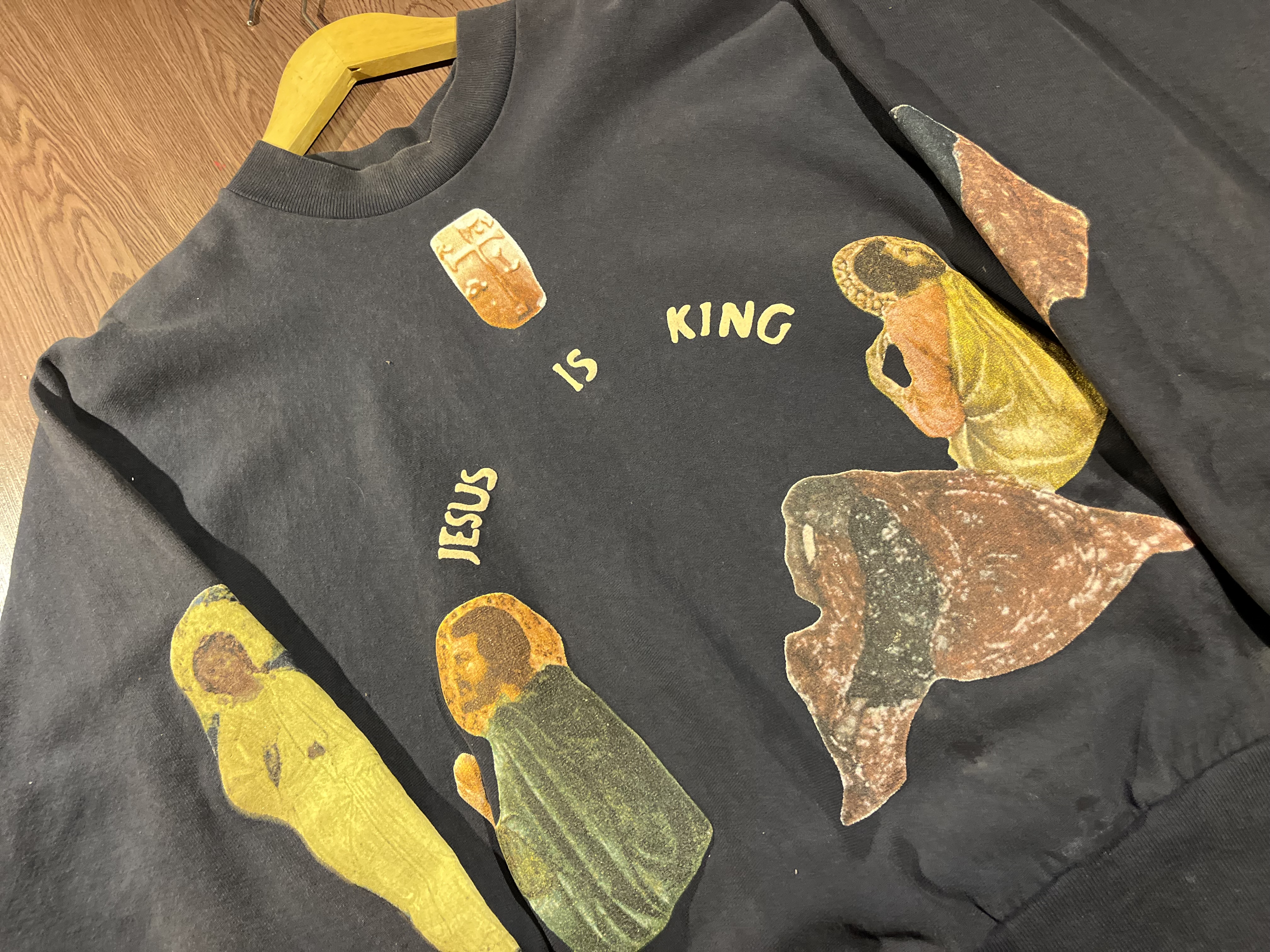 [L] Yeezy Jesus Is King Cross Crewneck II FW 2019 Washed Navy (near black) 
