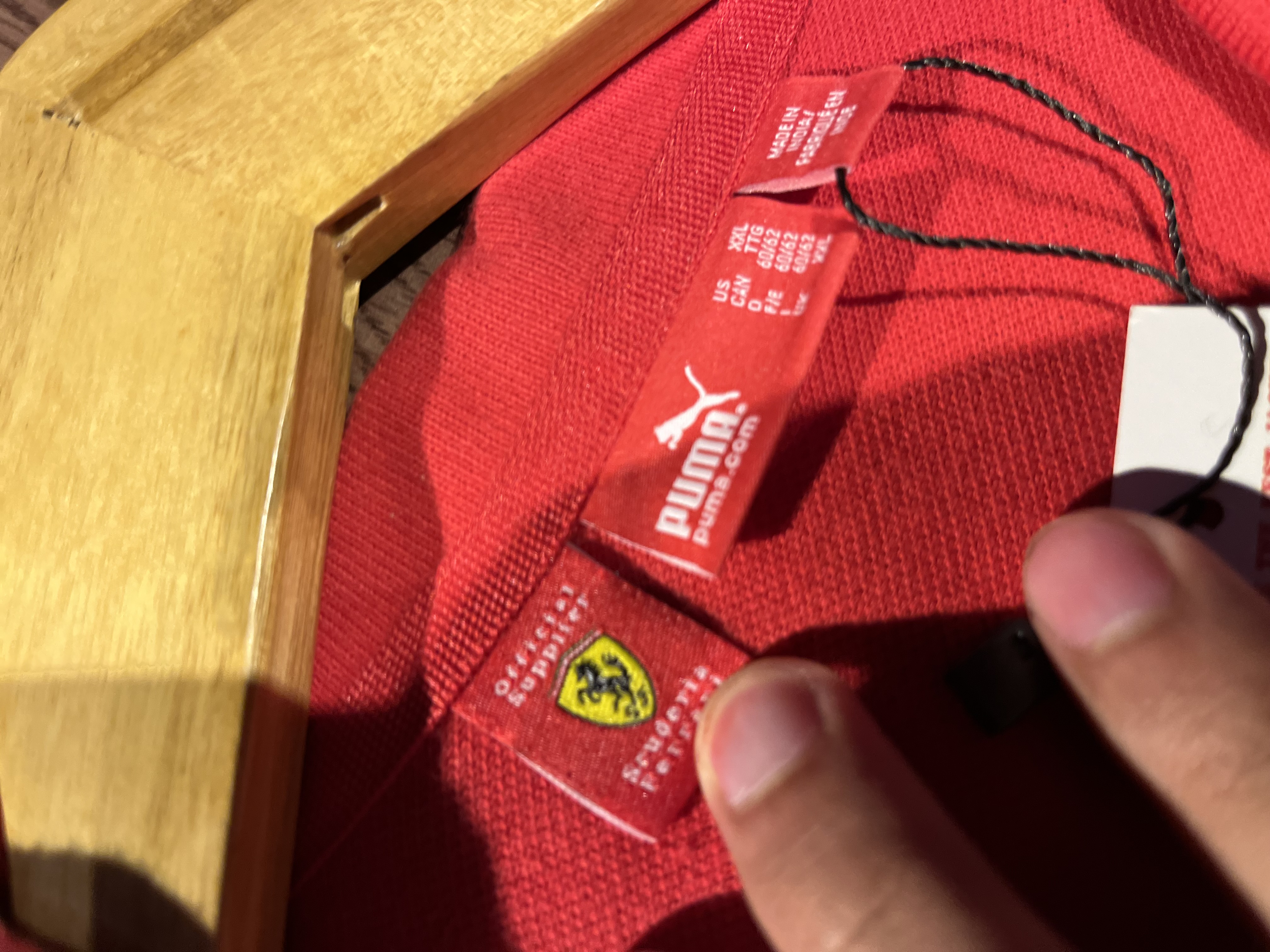 [L] Puma Ferrari Team Polo Shirt