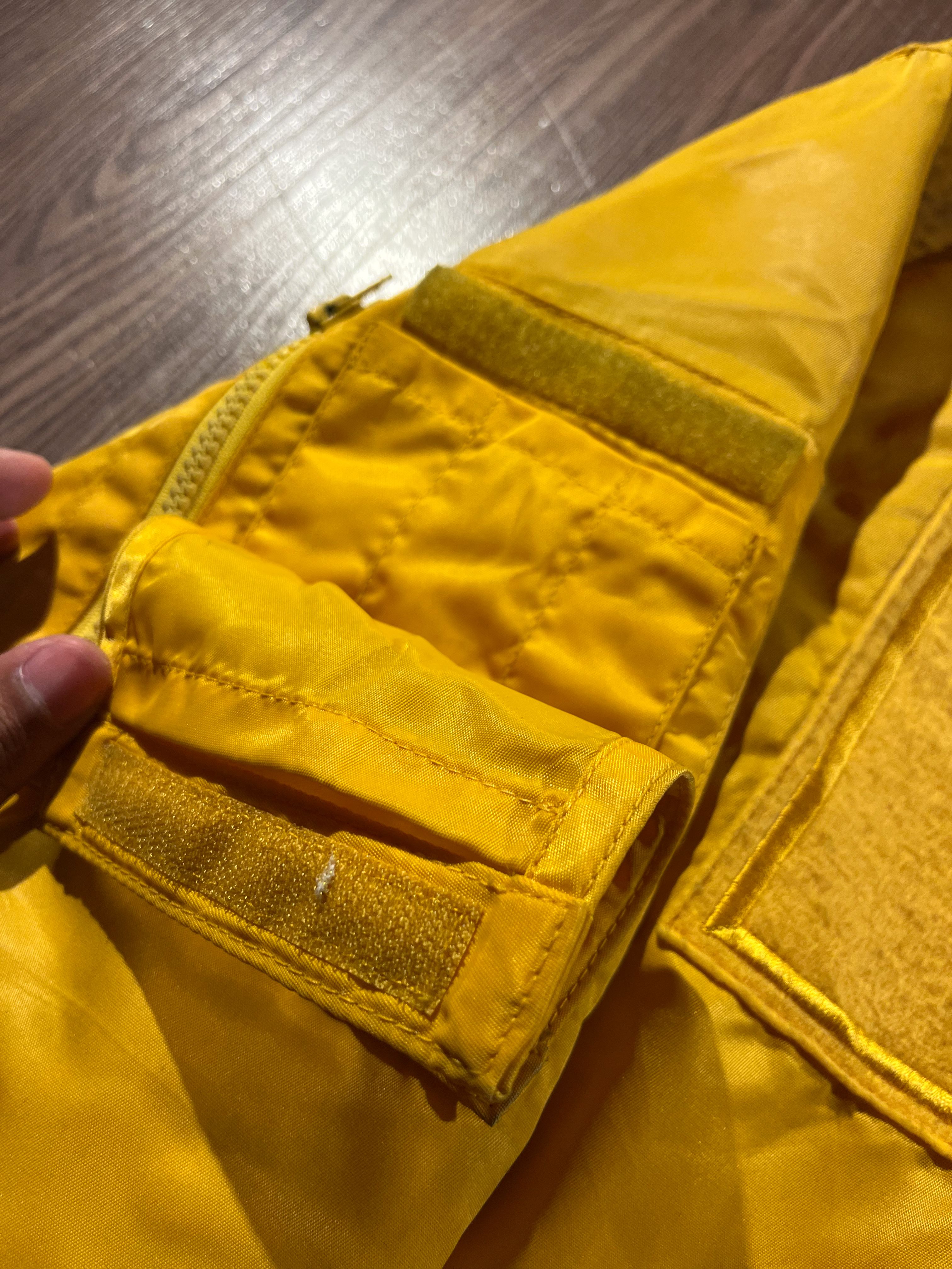 [L]  Camel F1 Team Big Embroidery Logo Jacket ✨