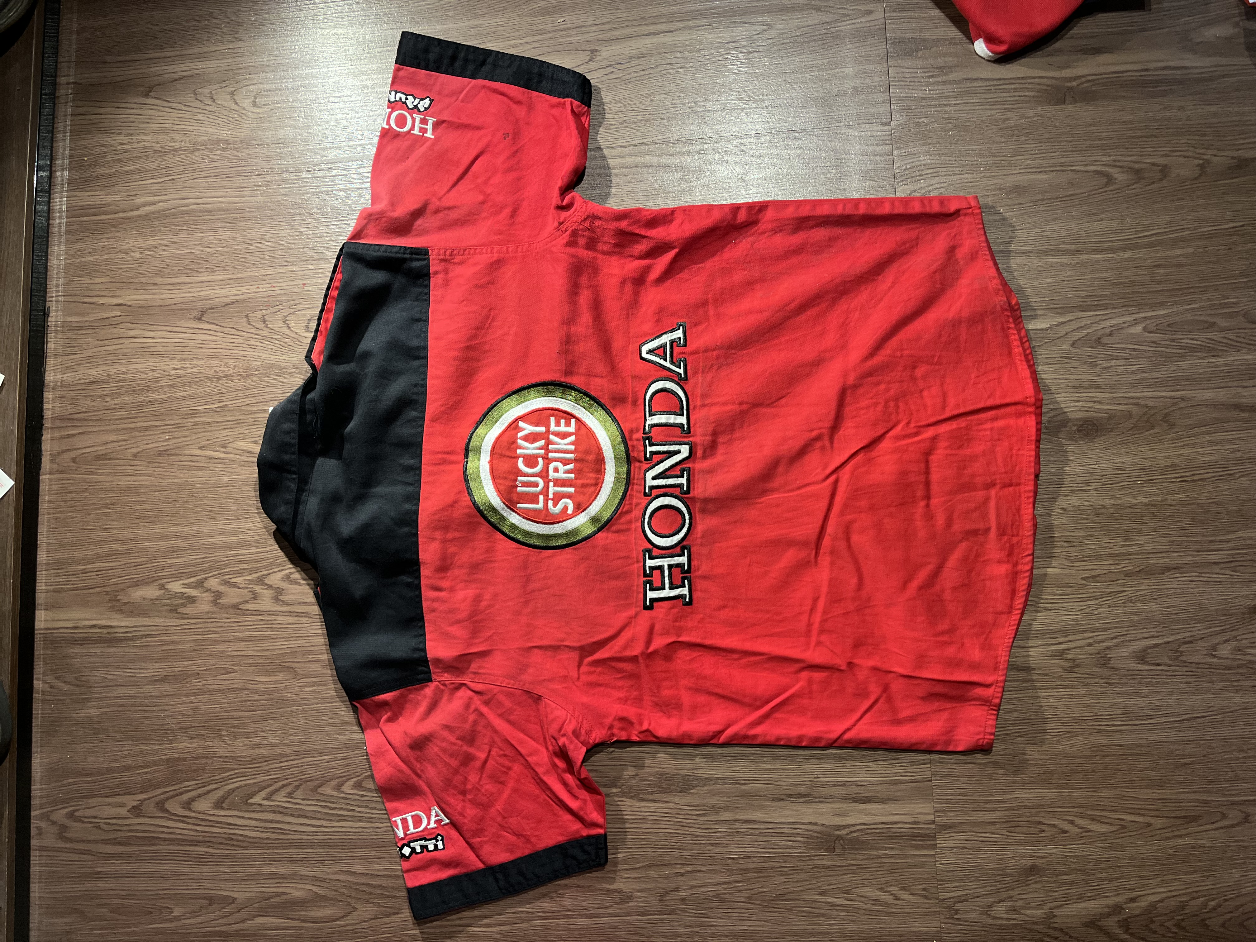 [M] 90s Honda BAR Lucky Strike F1 Team Workshirt ✨
