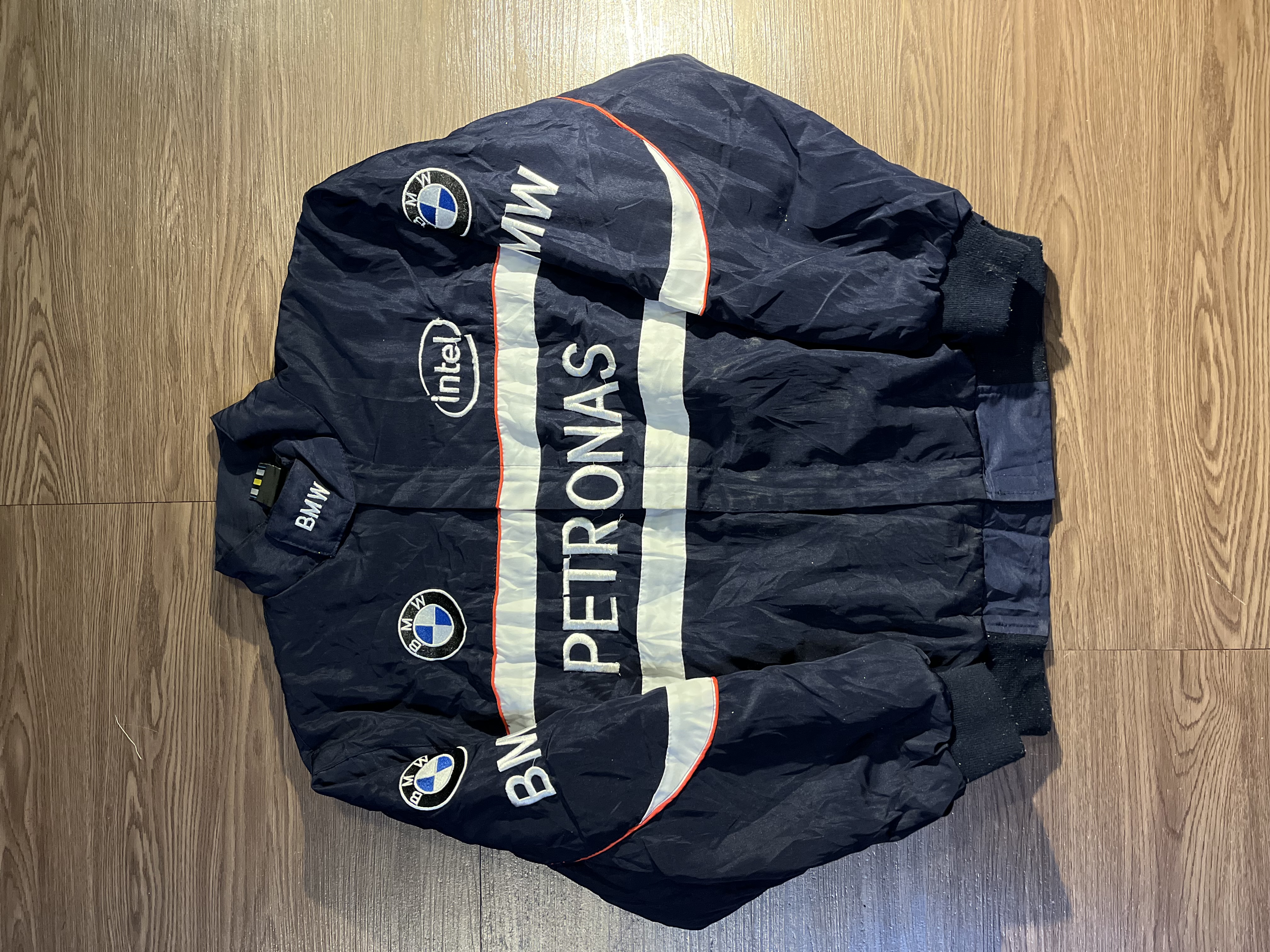 [L] Vintage BMW Petronas F1 racing team jacket✨