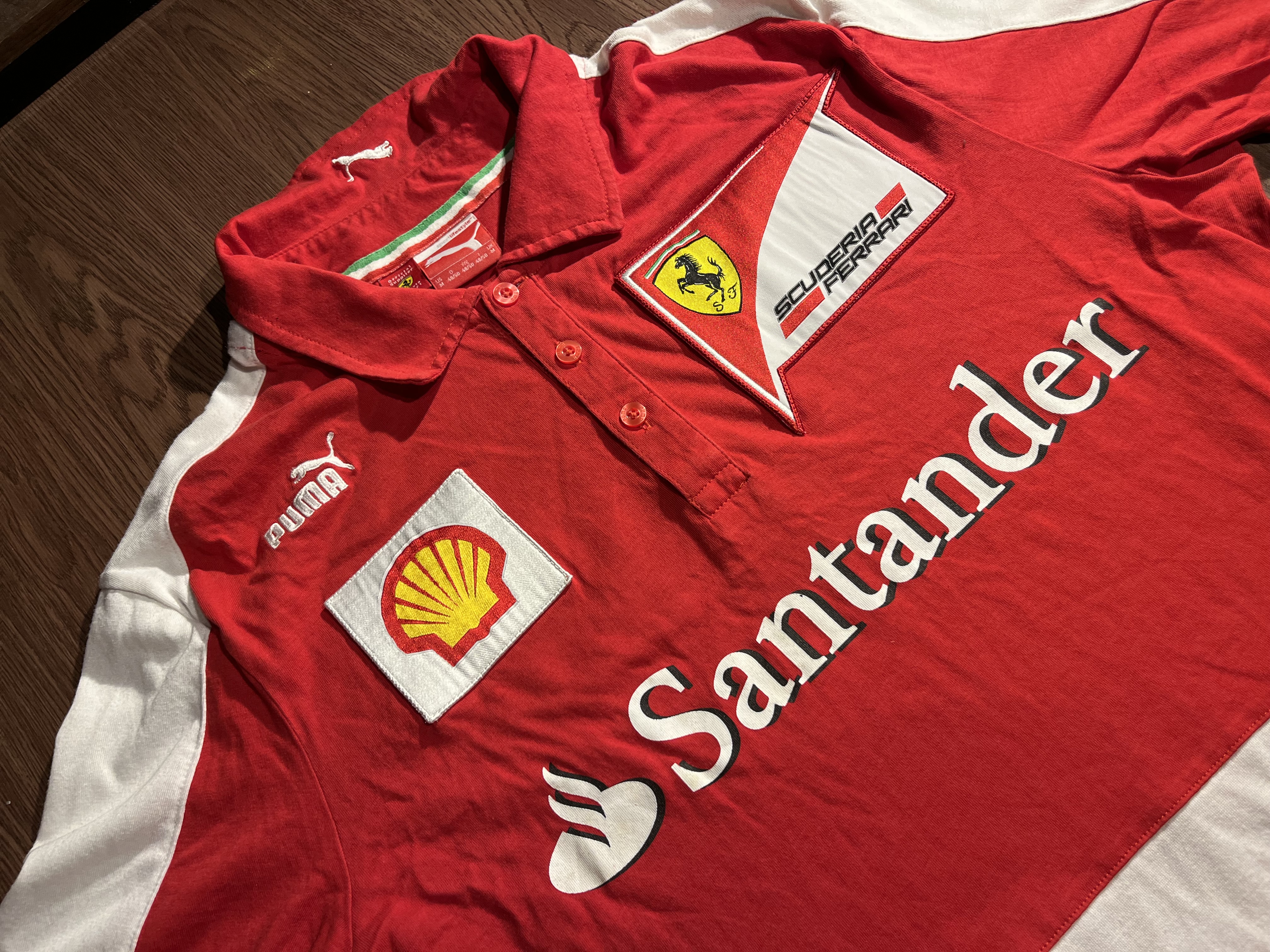 [M] Modern Scuderia Ferrari Santander F1 Team Workshirt ✨