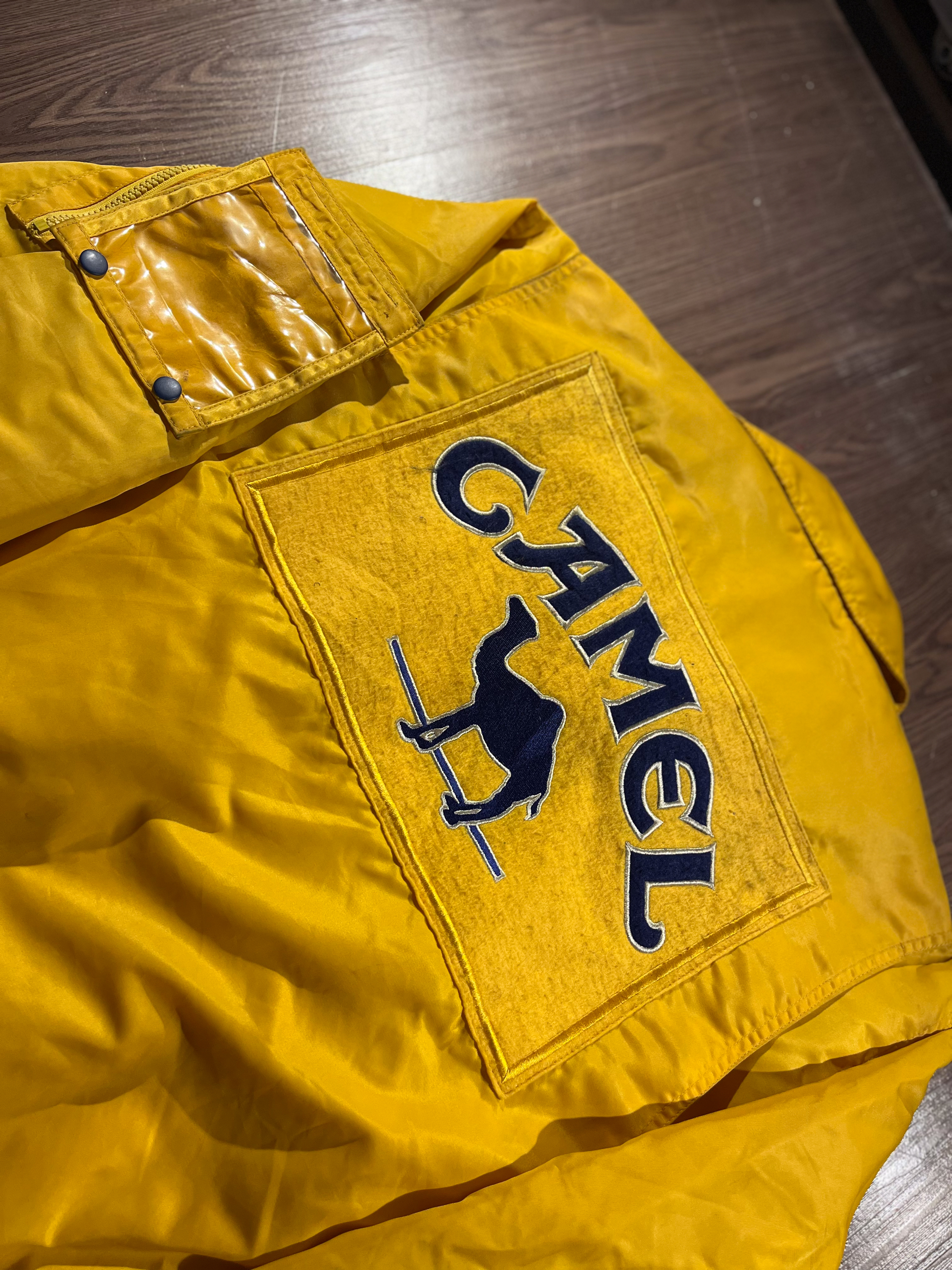 [L]  Camel F1 Team Big Embroidery Logo Jacket ✨