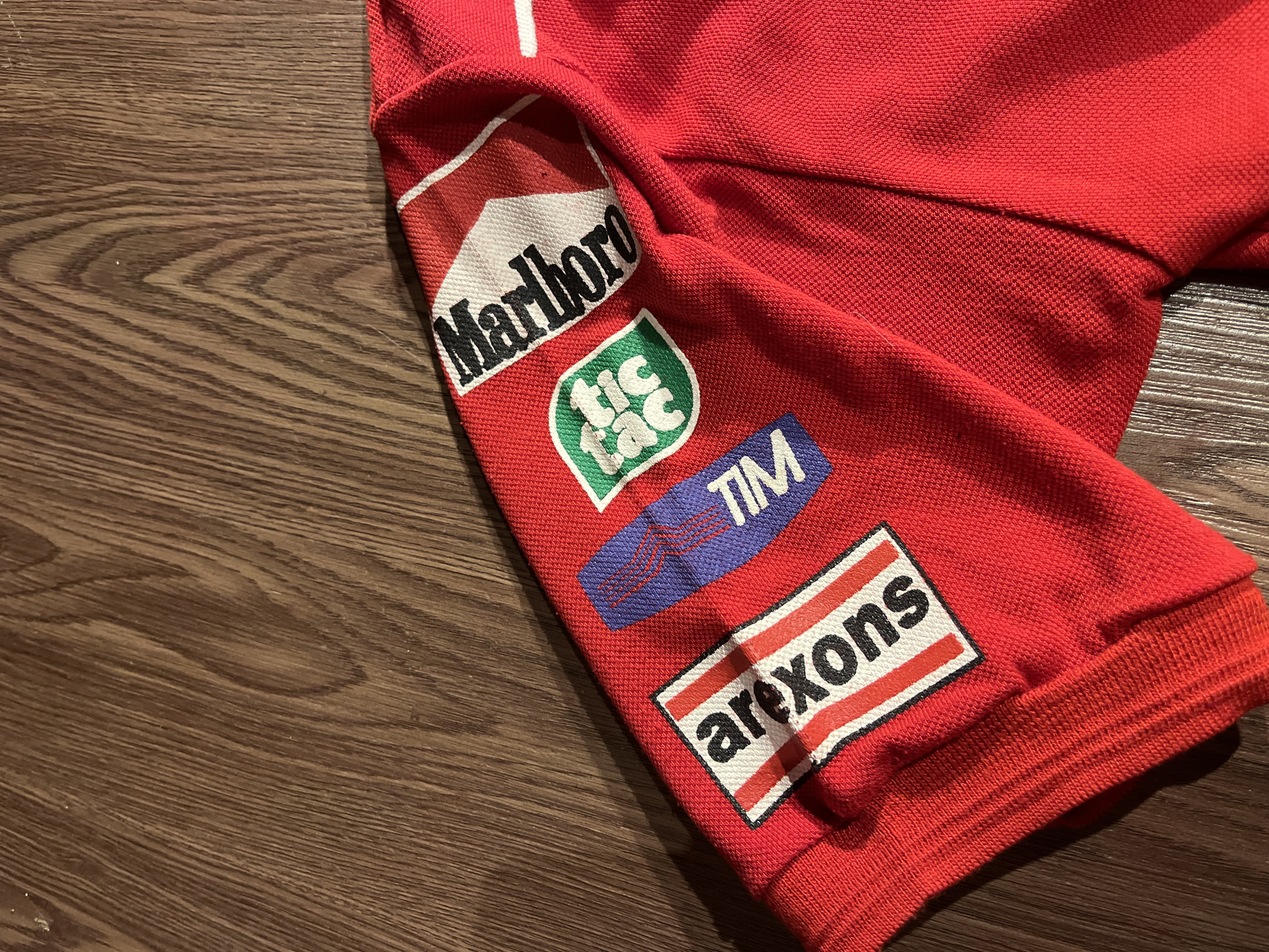 [XL] Vintage Scuderia Marlboro Ferrari F1 team Polo Shirt ✨