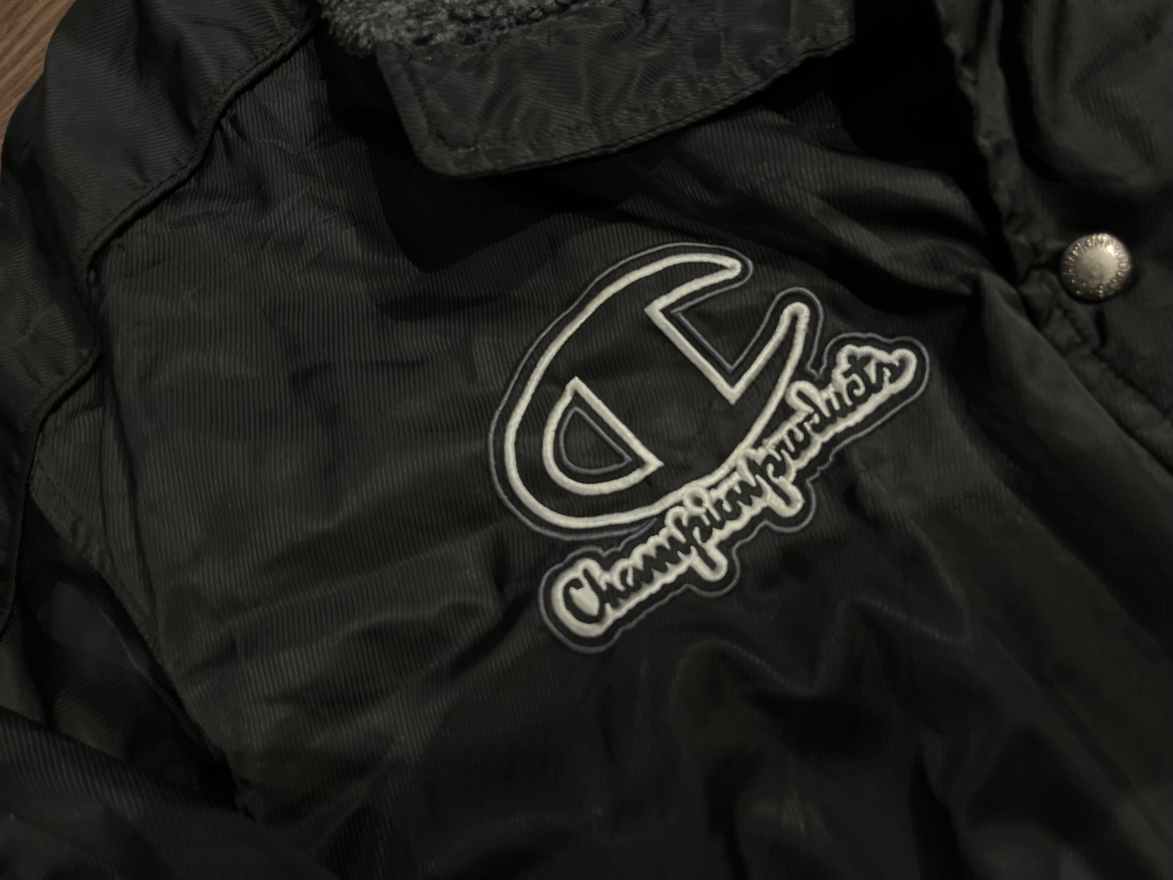 [L] Champion Winter Varsity Crop Jacket