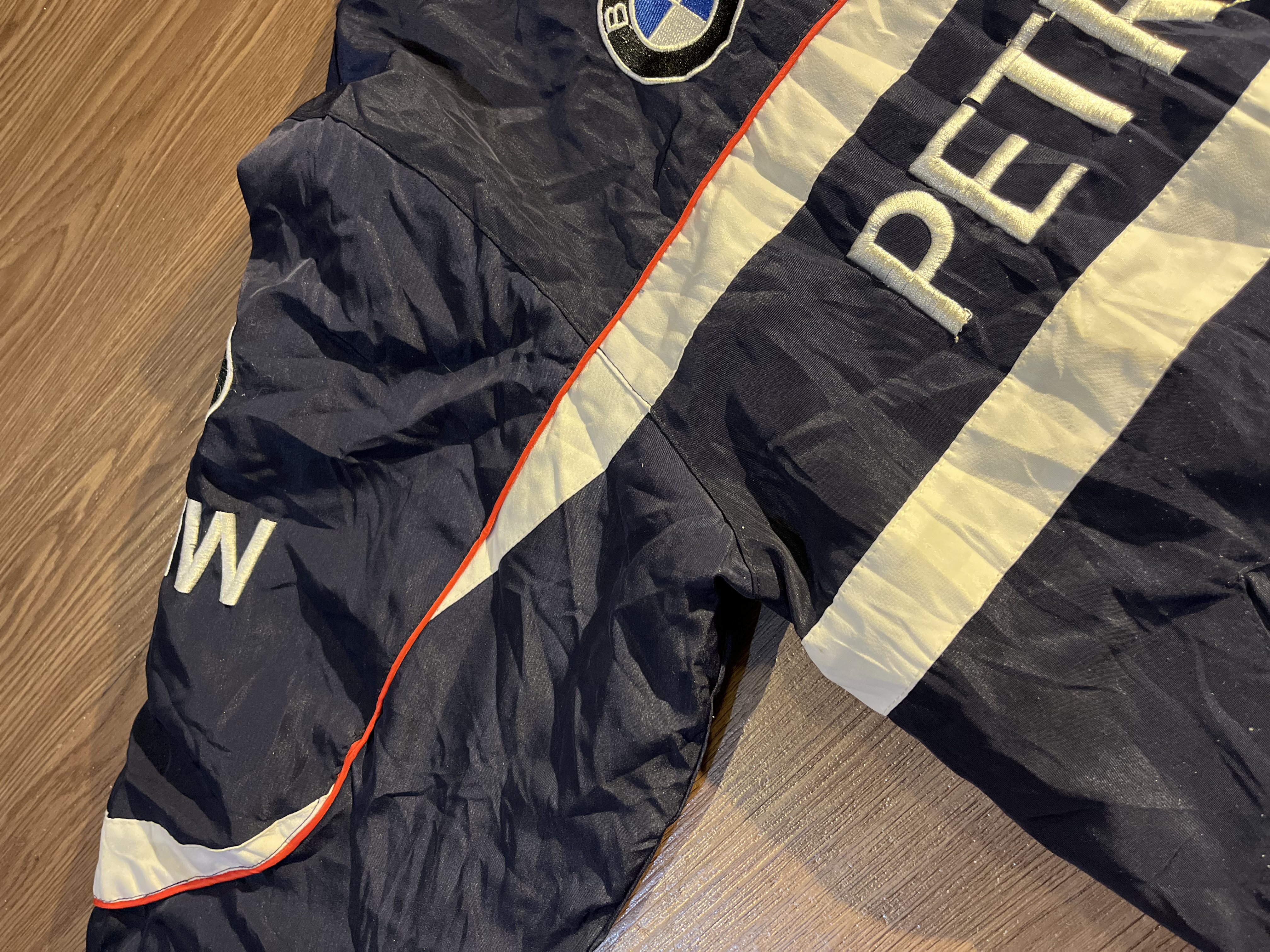 [L] Vintage BMW Petronas F1 racing team jacket✨