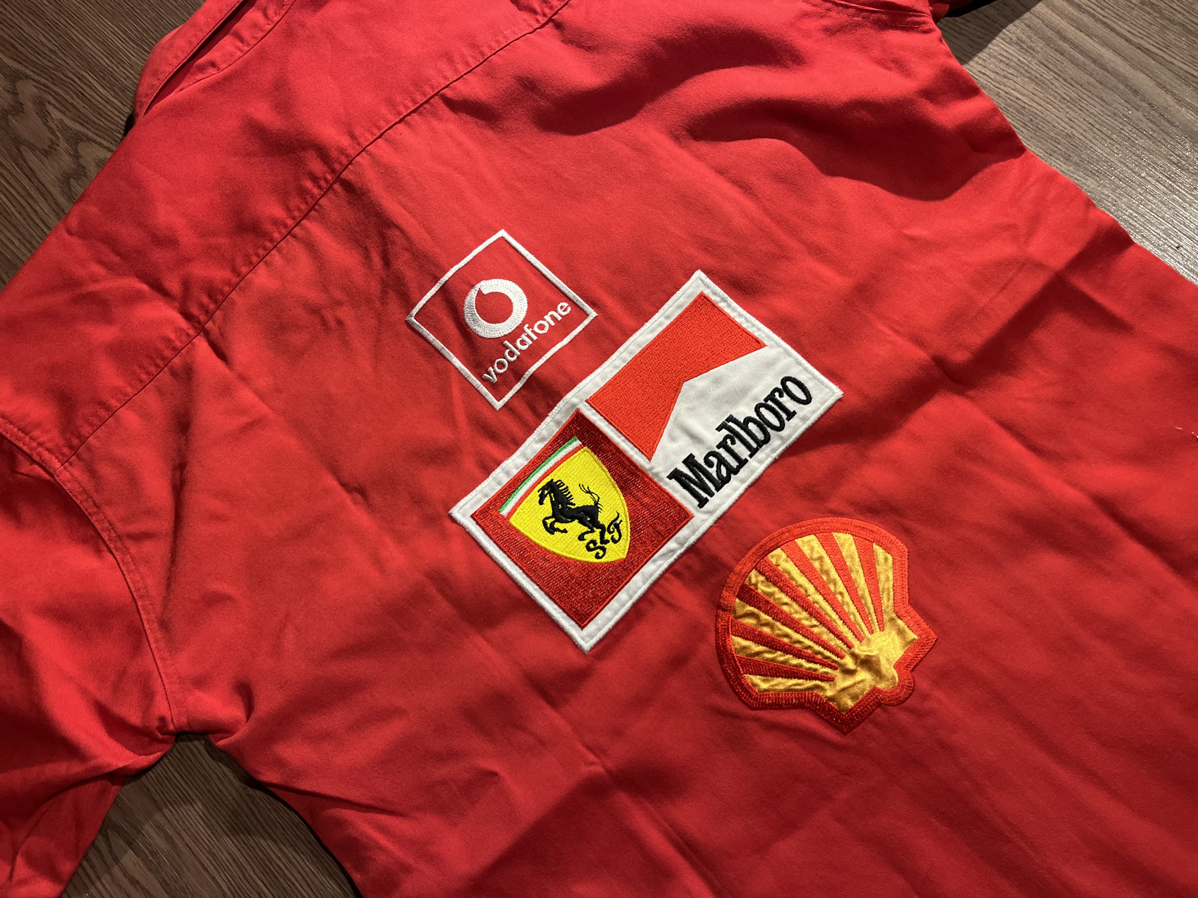[M] 90s Scuderia Marlboro Ferrari Michael Schumacher era Workshirt ✨