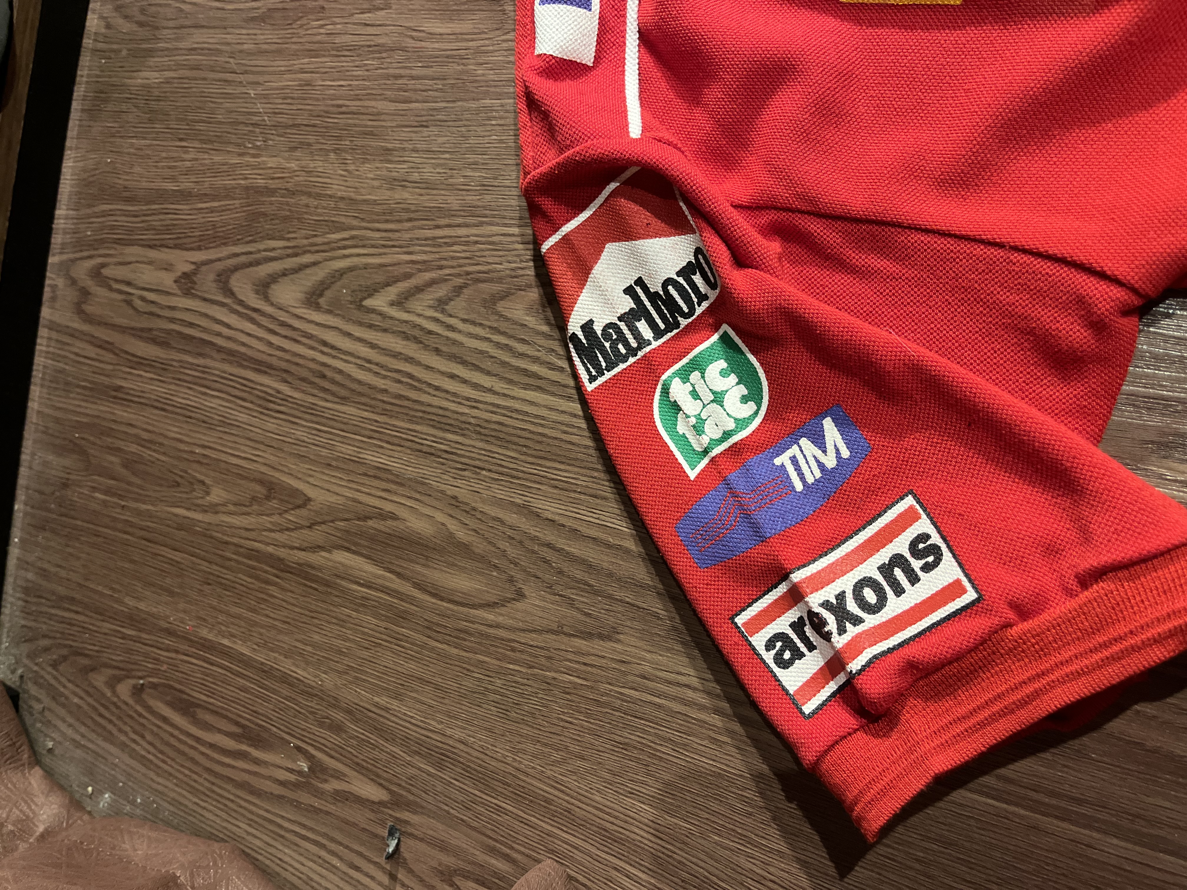 [XL] Vintage Scuderia Marlboro Ferrari F1 team Polo Shirt ✨