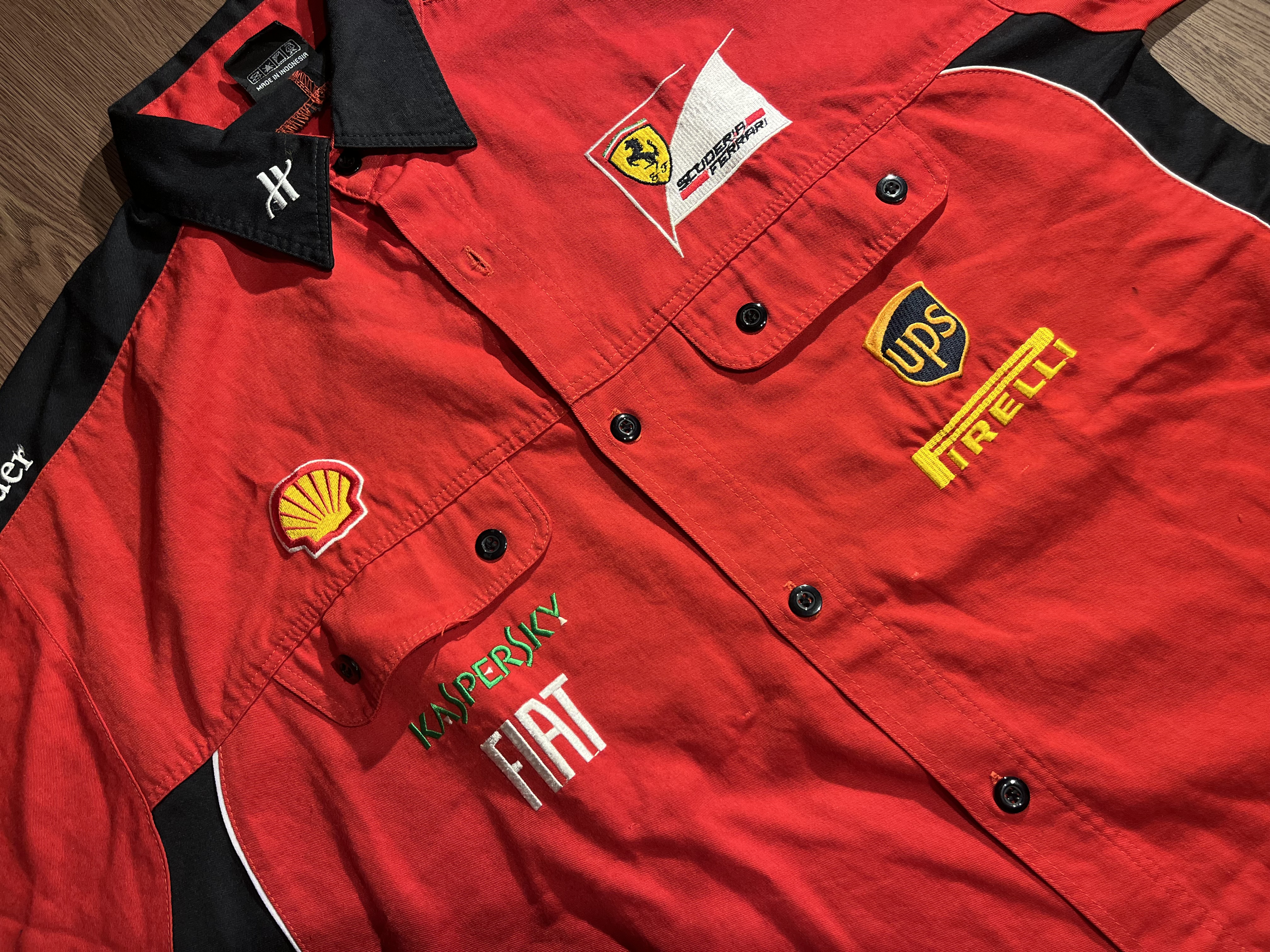 [XL] 90s Scuderia Ferrari F1 Team Workshirt ✨