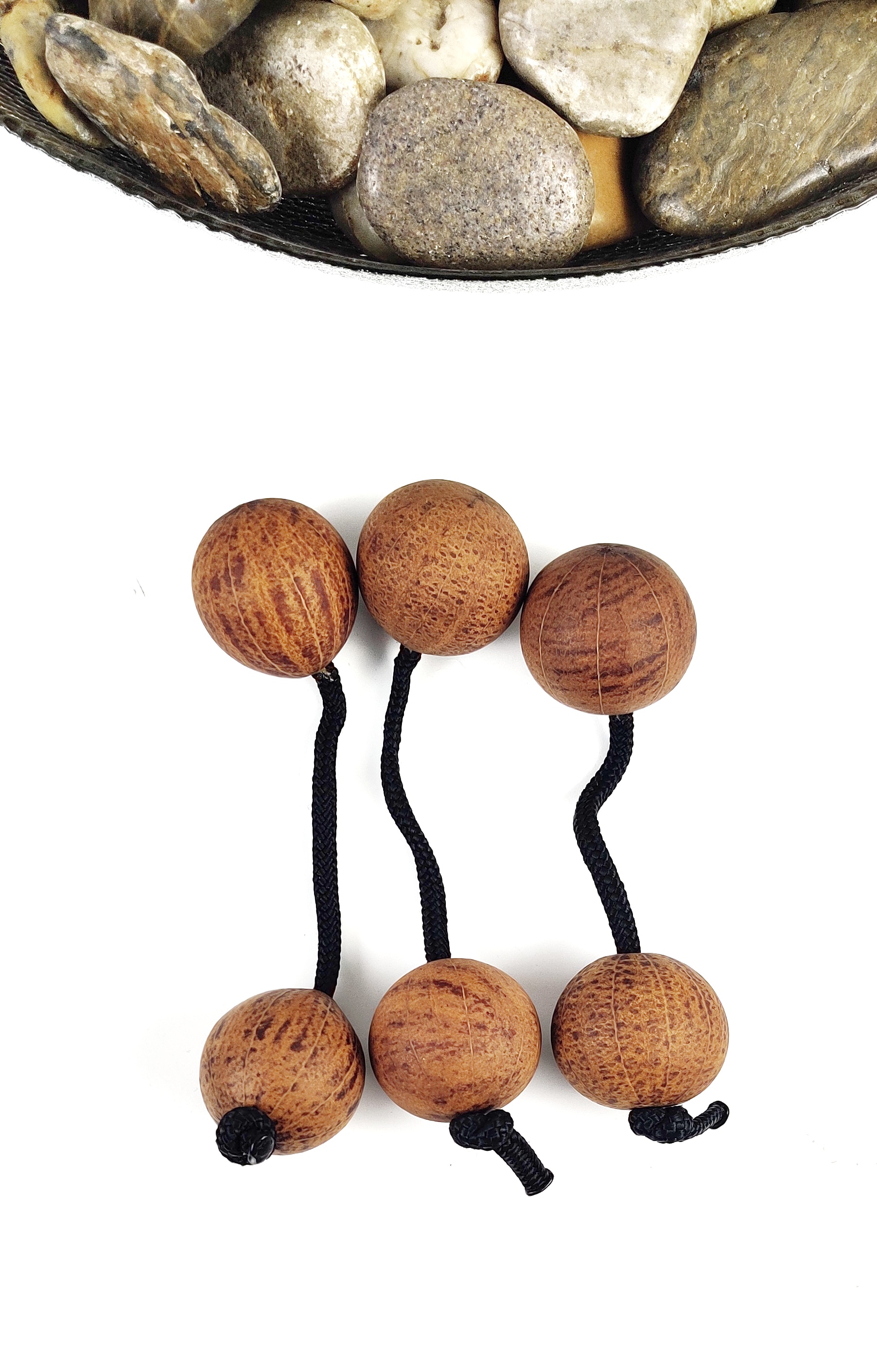 Asalato Shaker – Set of 2 Resizable African Kashaka Instruments | Handcrafted Percussion from Ghana | Small, Medium & Large Sizes