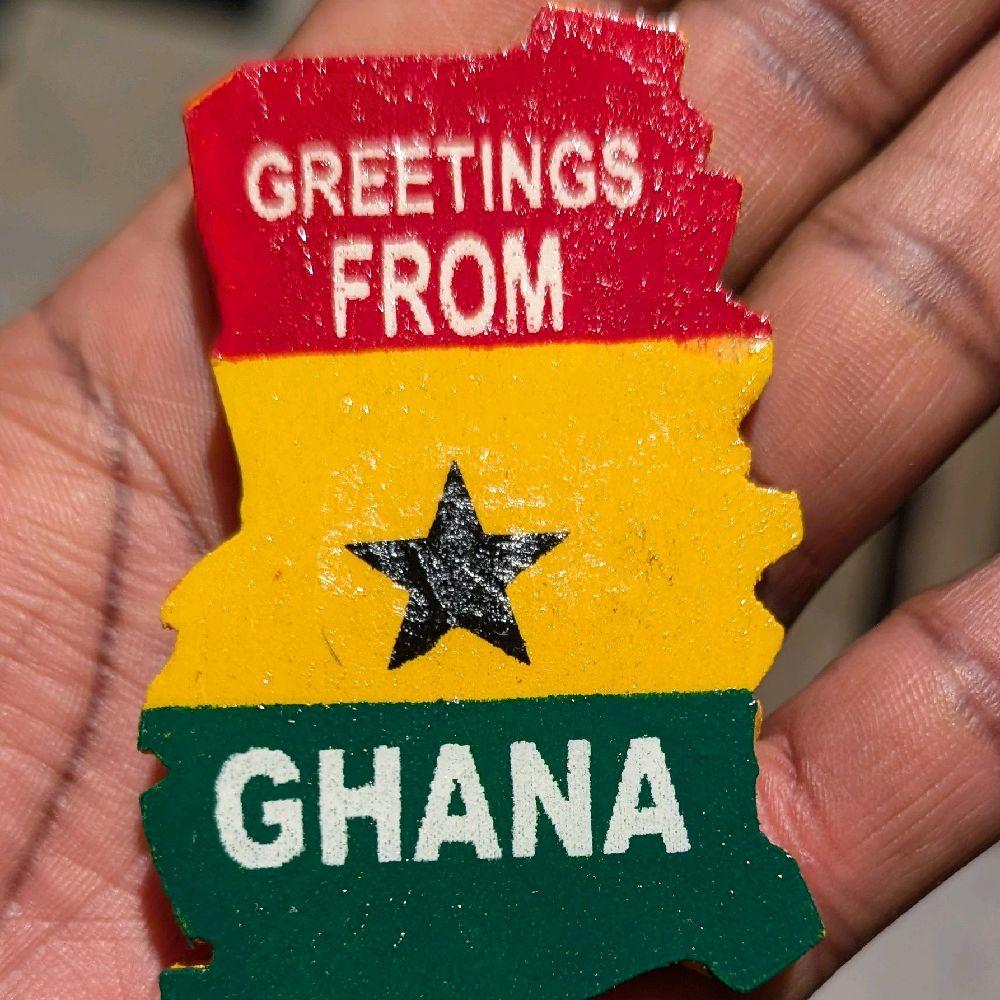 Ghana Map Fridge Magnet - Greetings from Ghana Design with Flag Colors and Star Symbol for Home Decor Decoration 3x2 Inches - Decorative Yellow Metal Gear Segment