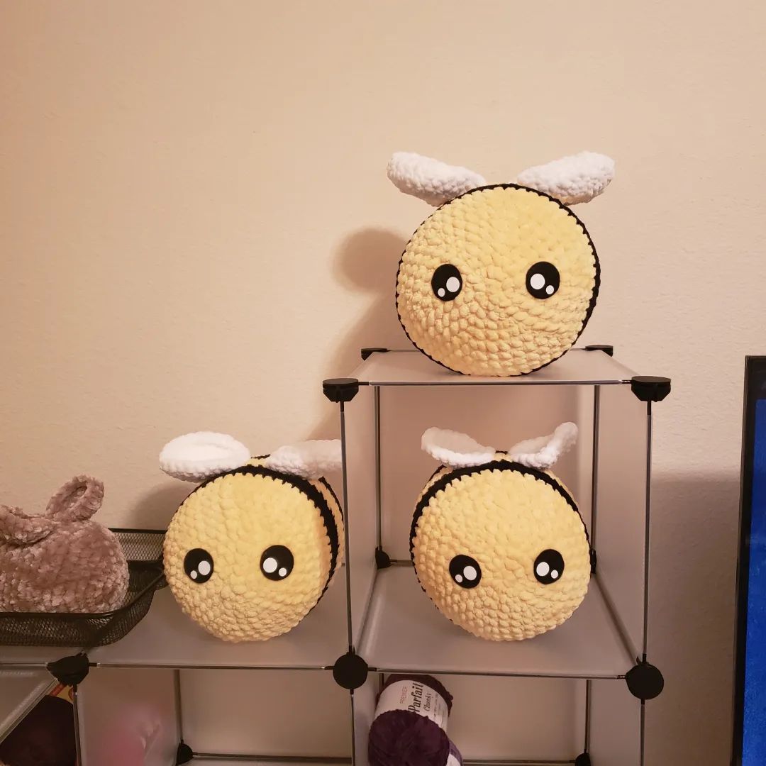 Jumbo Bee
