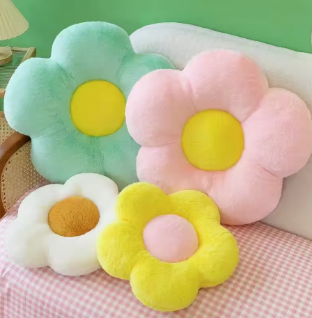 Flower-shaped Plush Pillows