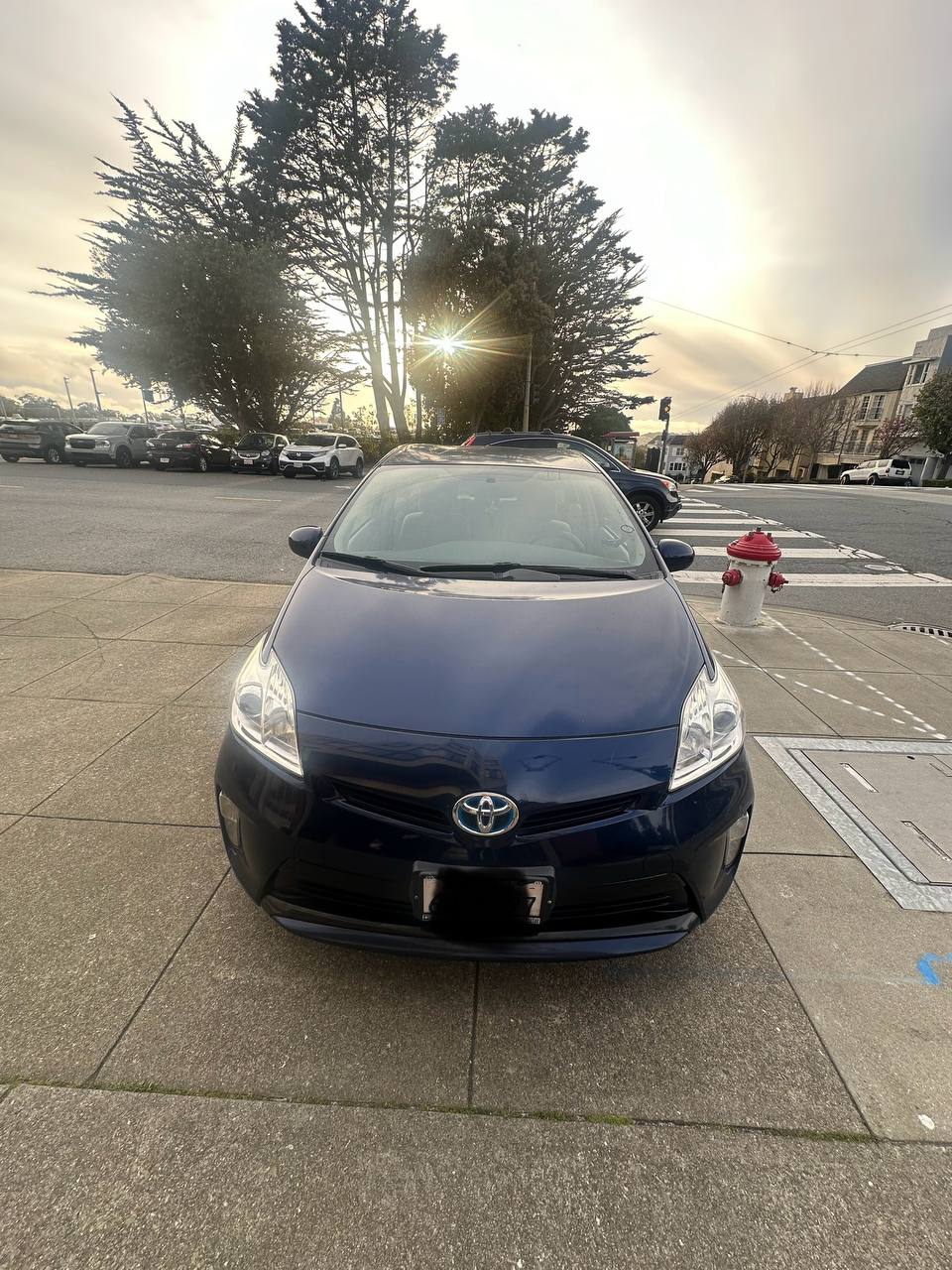 2012 Toyota Prius Hybrid Advanced Hatchback