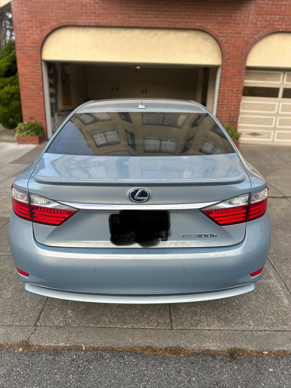 2014 Lexus ES300h Hybrid 