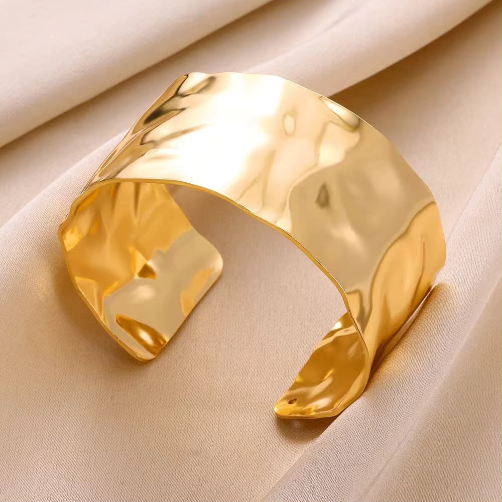 Brazalete Ancho Dorado