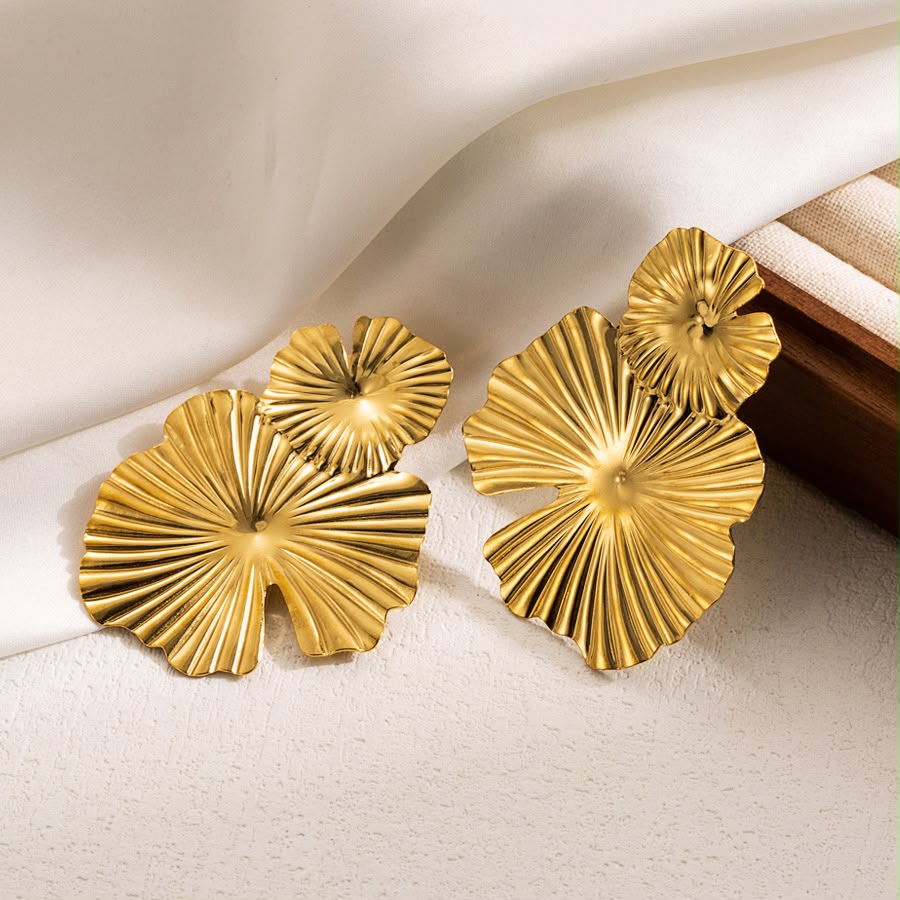 Broche Dorado de Hojas
